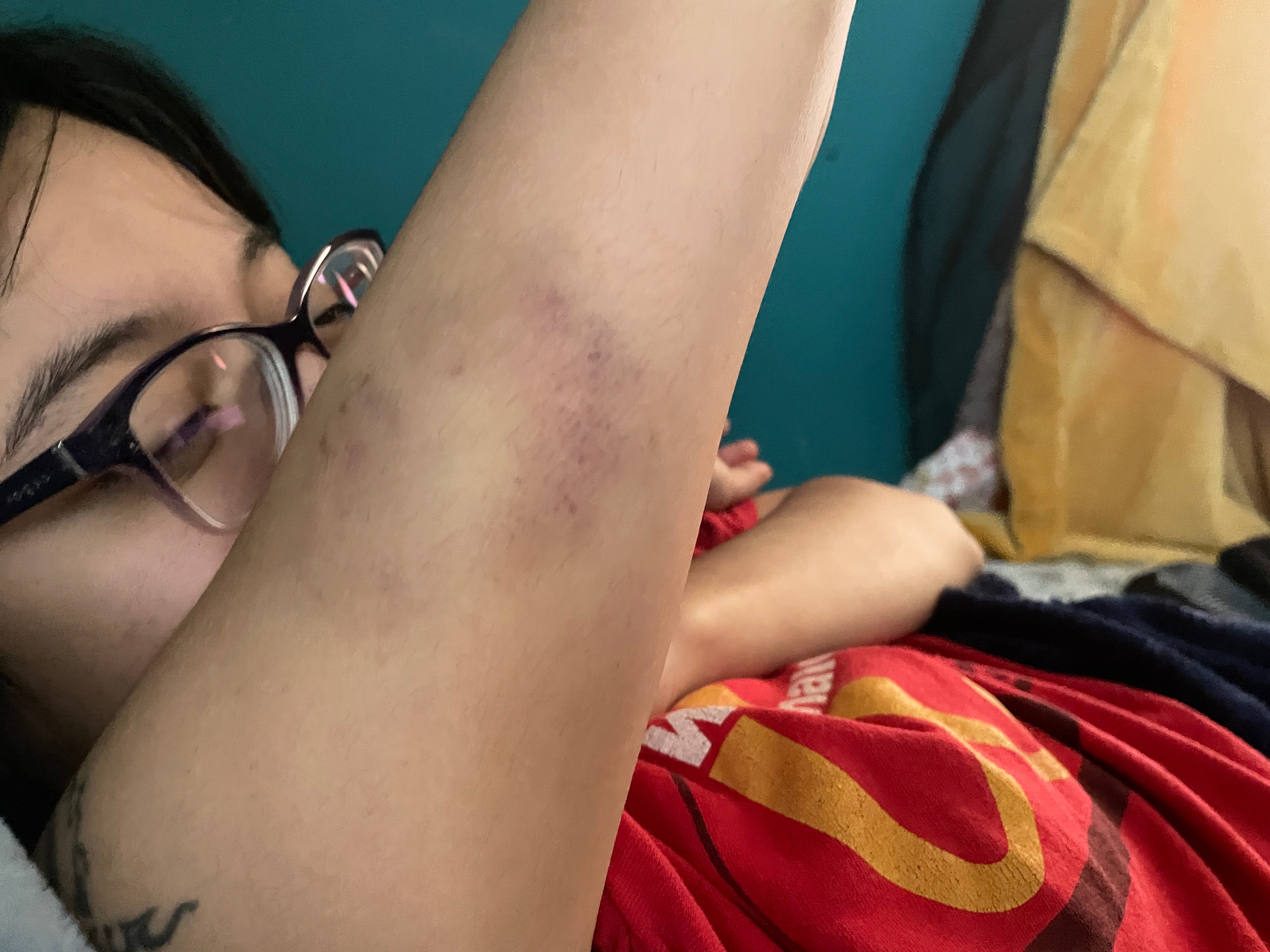 getting out of a domestic violence relationship campaign photo, 6 of 8
