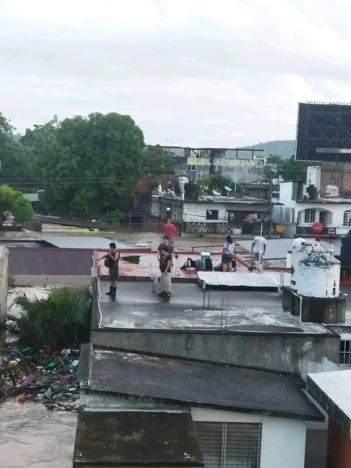 Damnificados de inundación en Poza Rica Veracruz campaign photo, 7 of 8