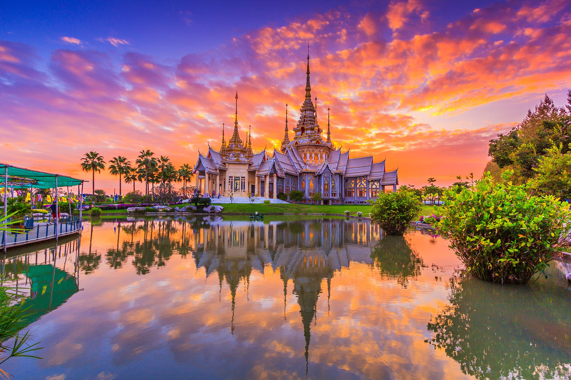 Help Daphne Teach English in Thailand Next Summer! campaign photo, 2 of 8
