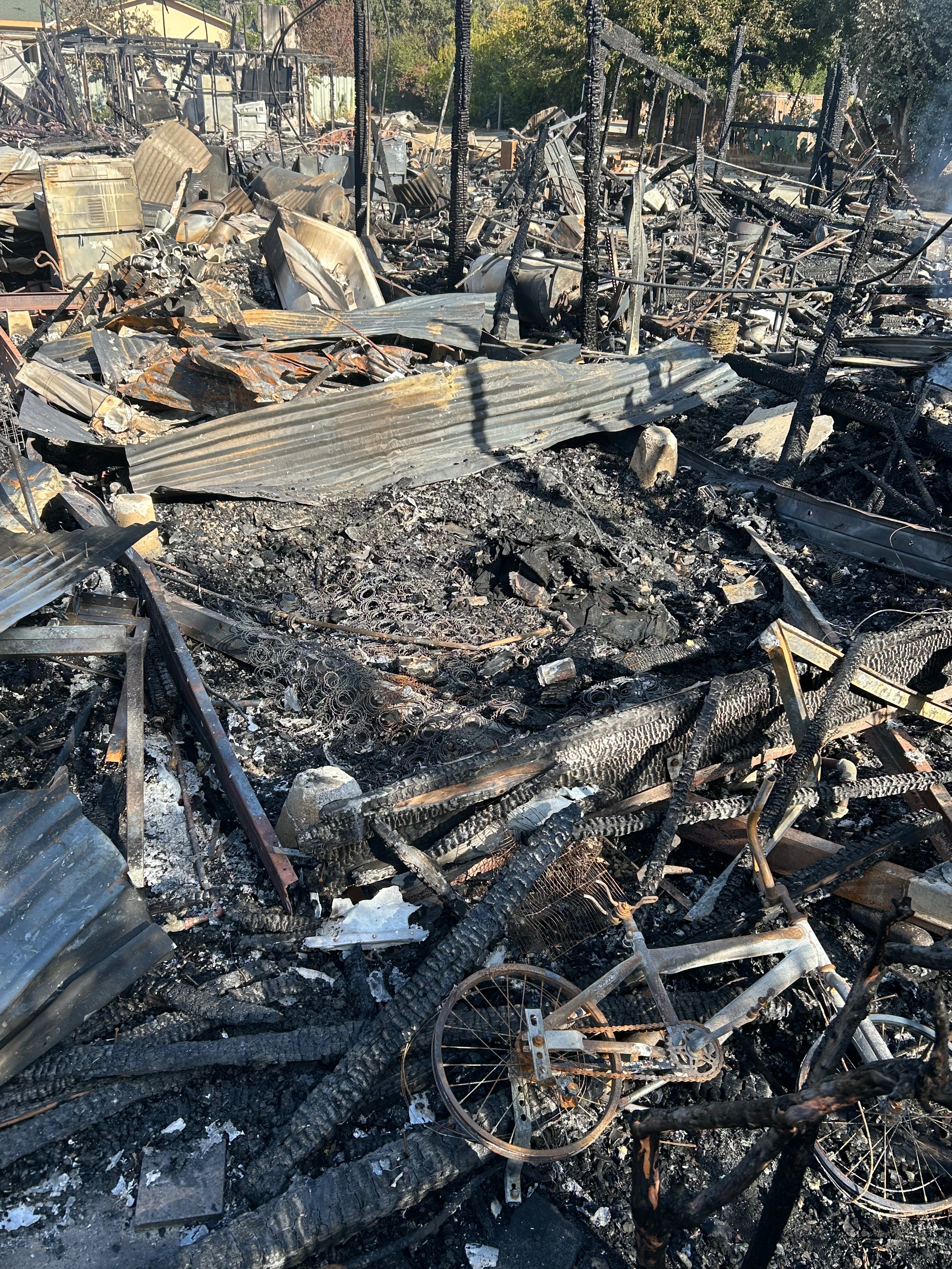 Apoyo para mi hermana tras el incendio Que destruyo su hogar campaign photo, 5 of 7