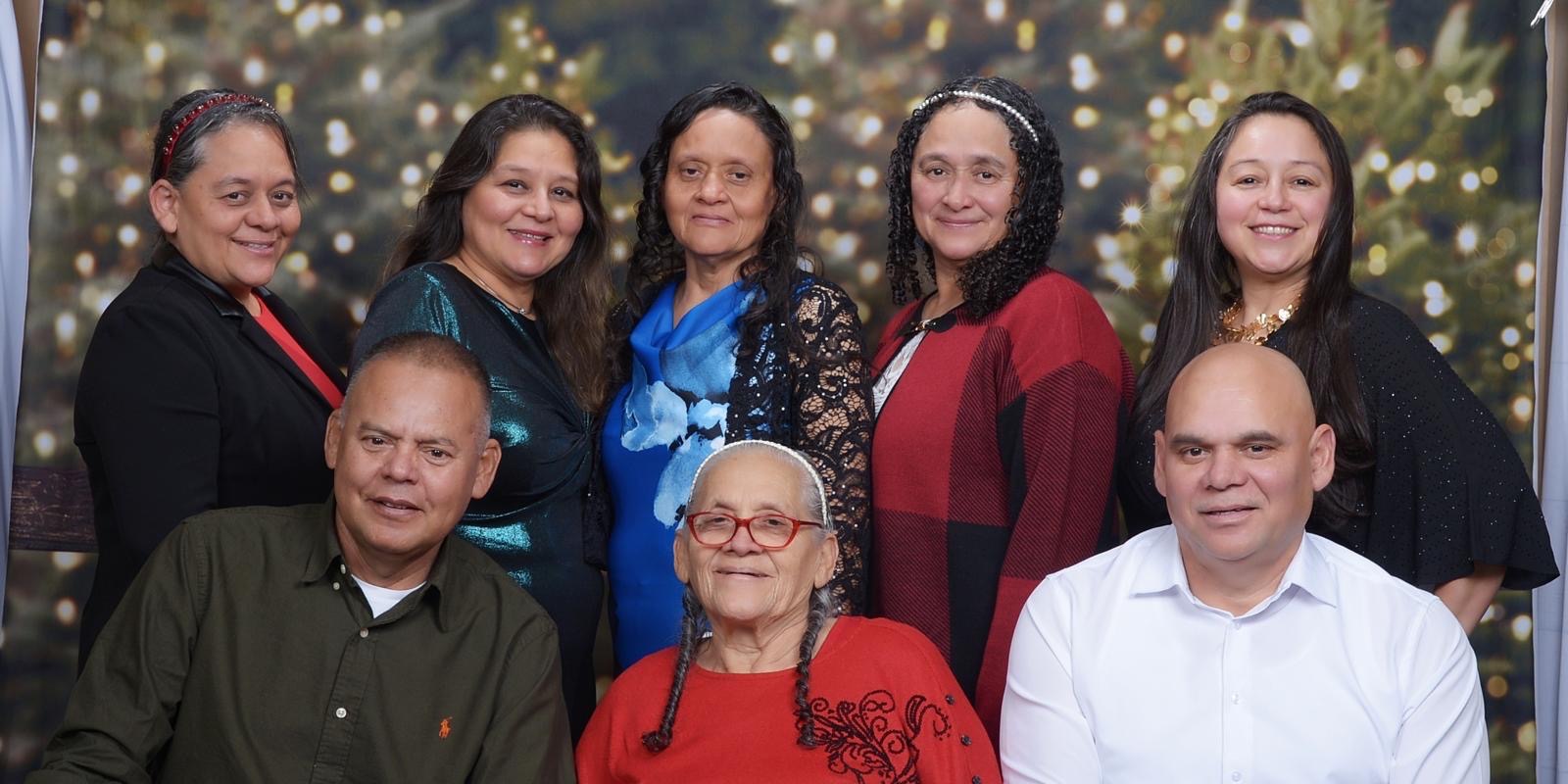 Gloria Alicia Mendoza Caceres campaign photo, 2 of 4