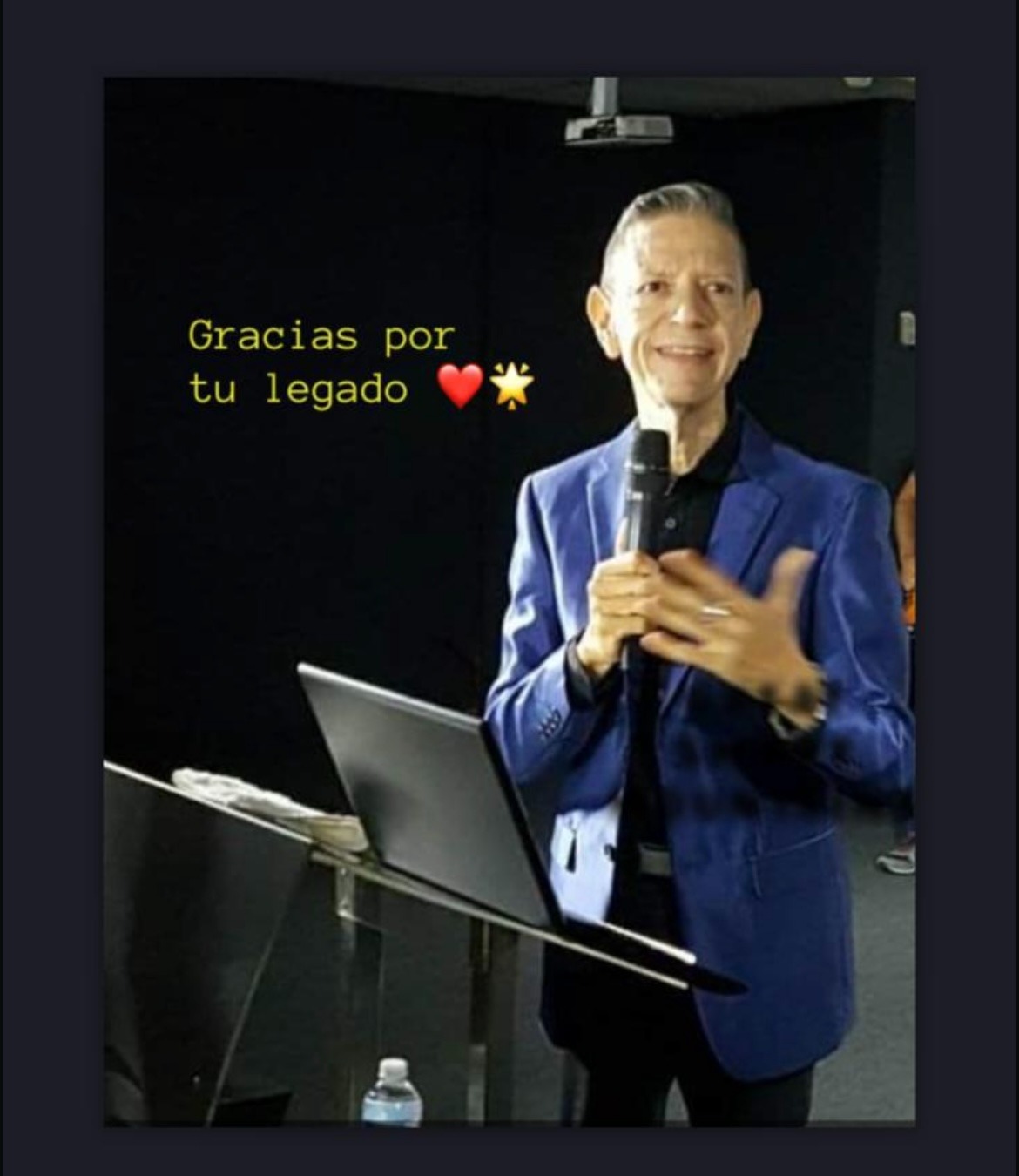El comienzo de un médico con propósito campaign photo, 4 of 7