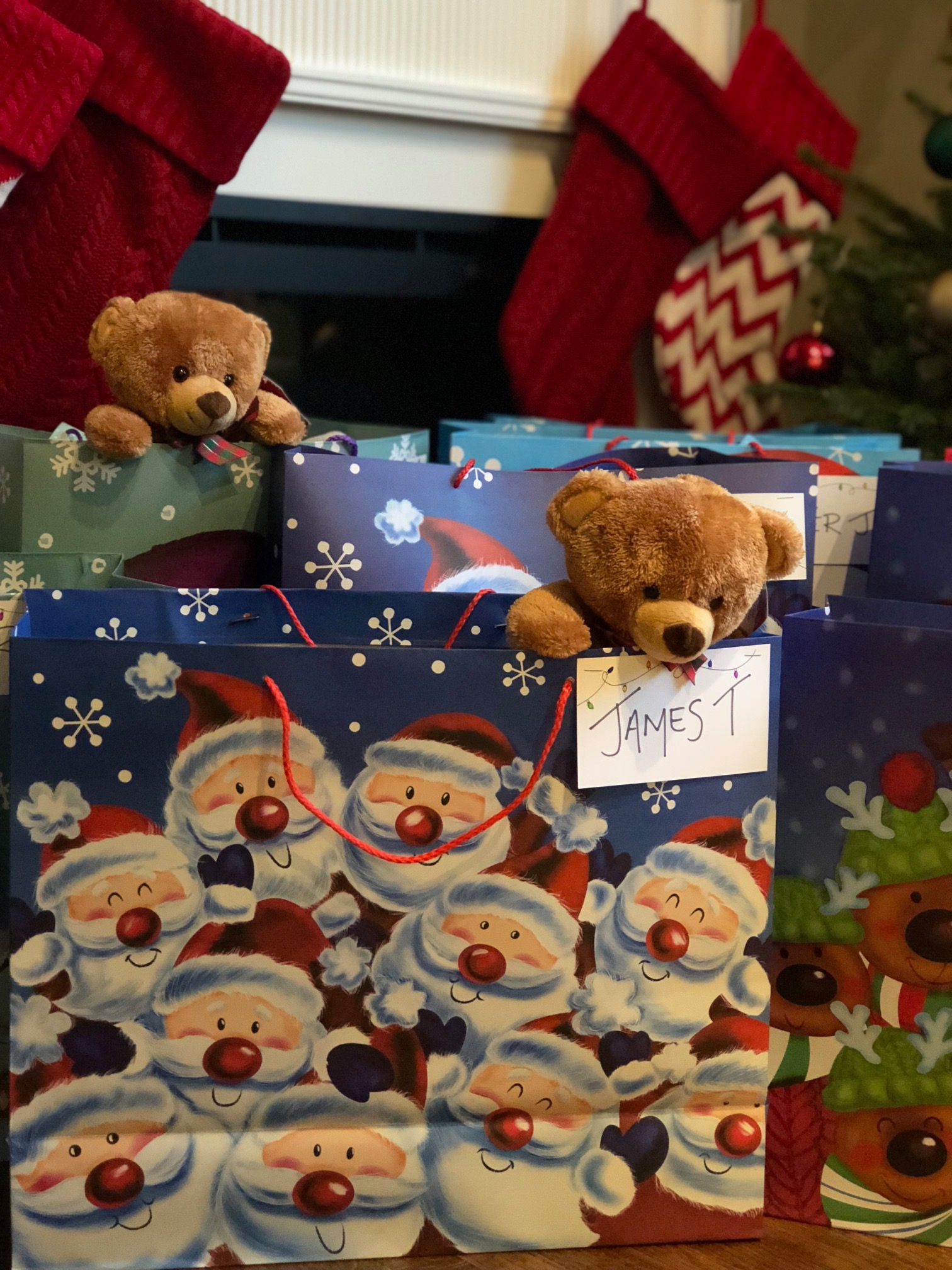 Gifts for Seniors: Christmas 2025 campaign photo, 4 of 6
