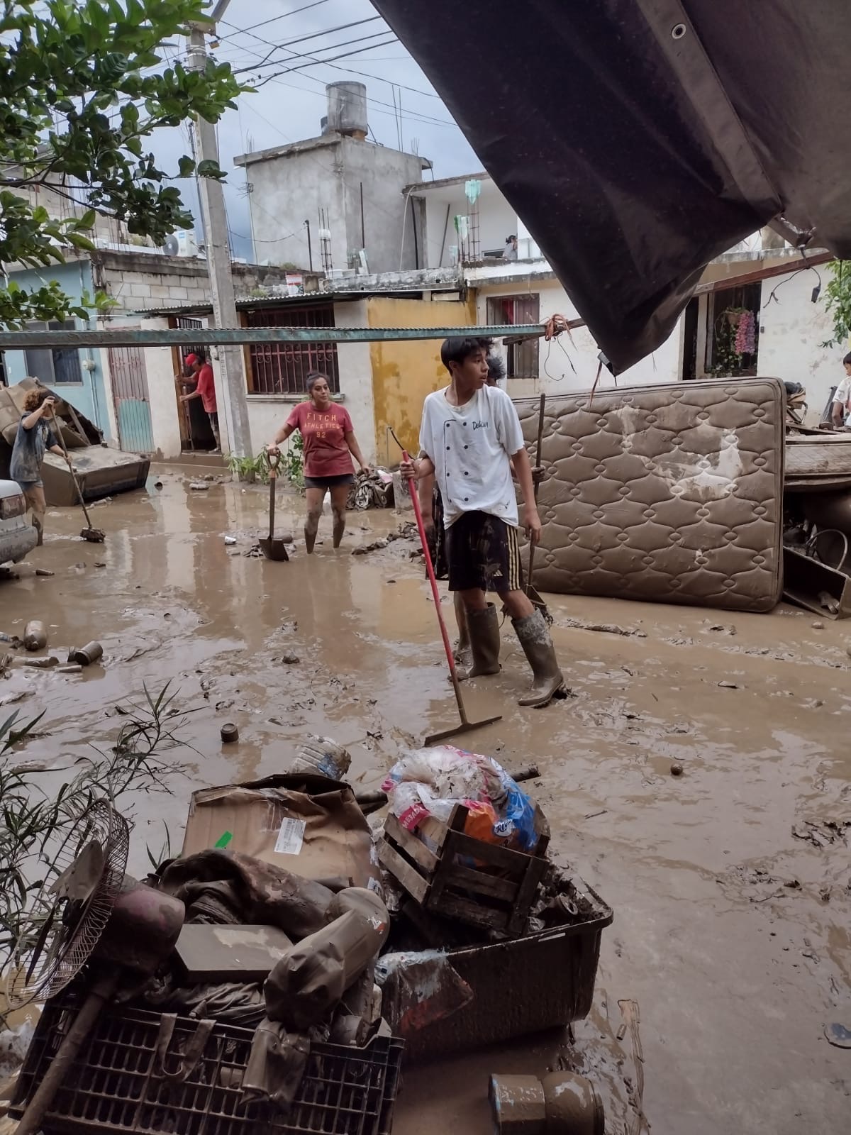 Flood relief fund - Cleaning Supplies campaign photo, 6 of 7