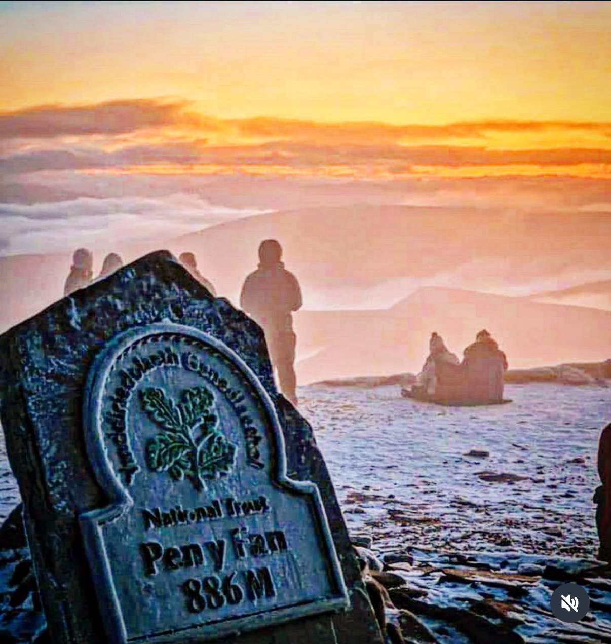 Welsh 3 peaks x 10 campaign photo, 4 of 7