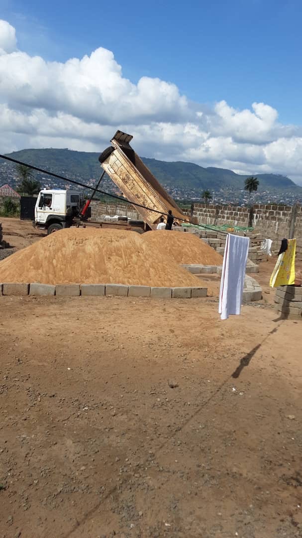 Help build a health centre for pregnant women and children campaign photo, 2 of 8