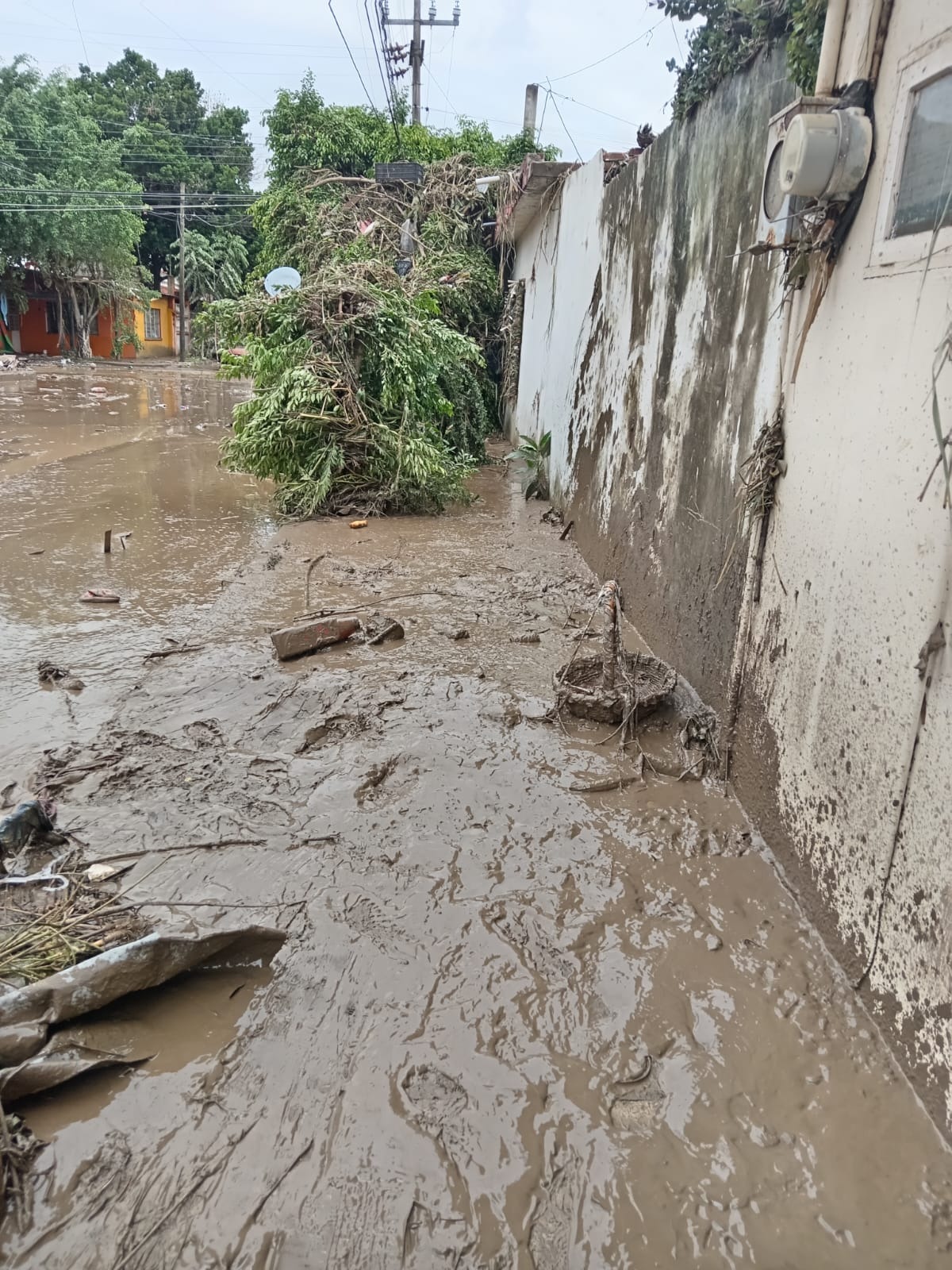 Poza Rica Flood.  Help Families & Rescuers 10.10.2025 campaign photo, 6 of 8