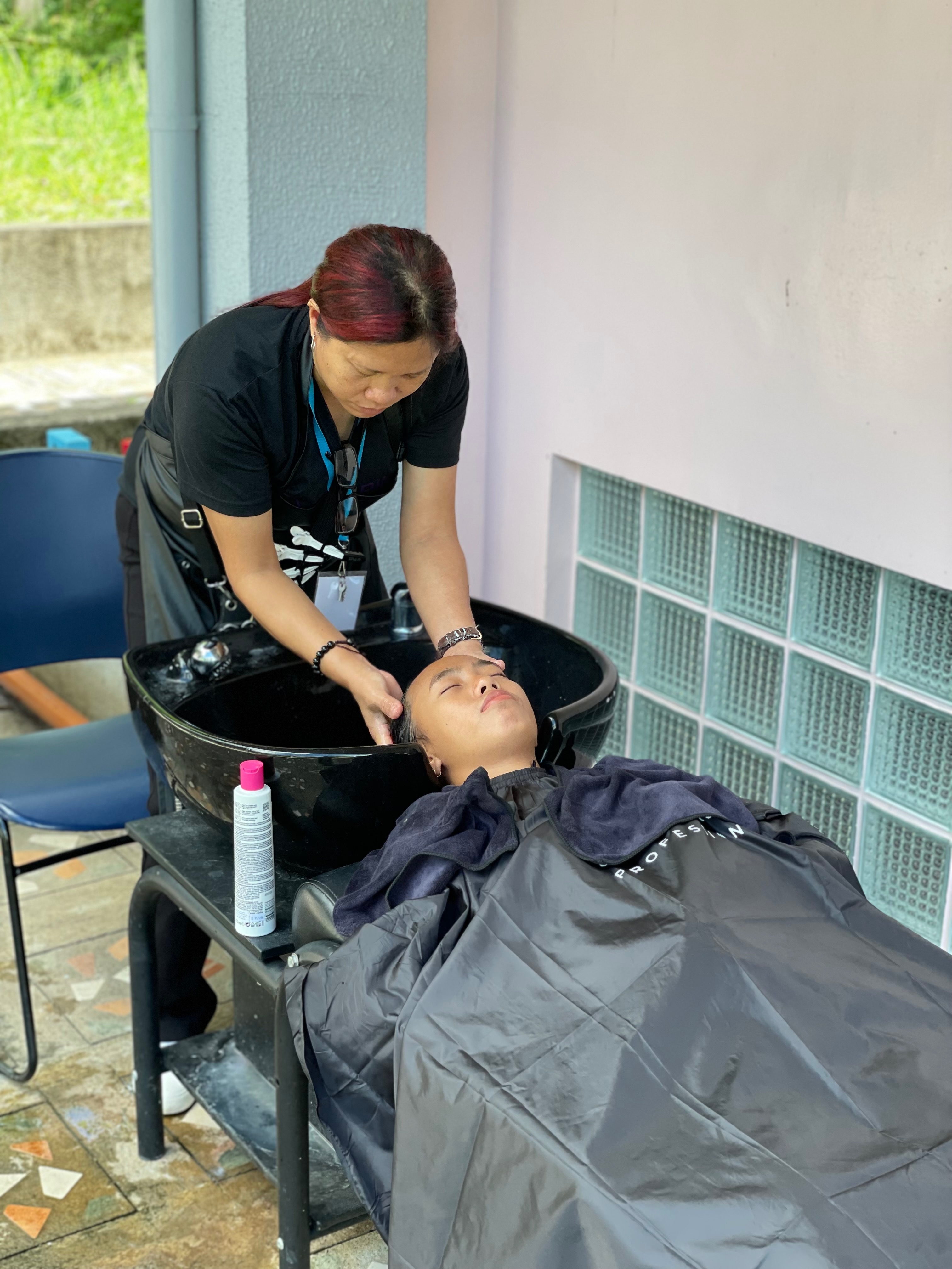 TRANSFORMING LIVES THROUGH HAIRDRESSING campaign photo, 7 of 8