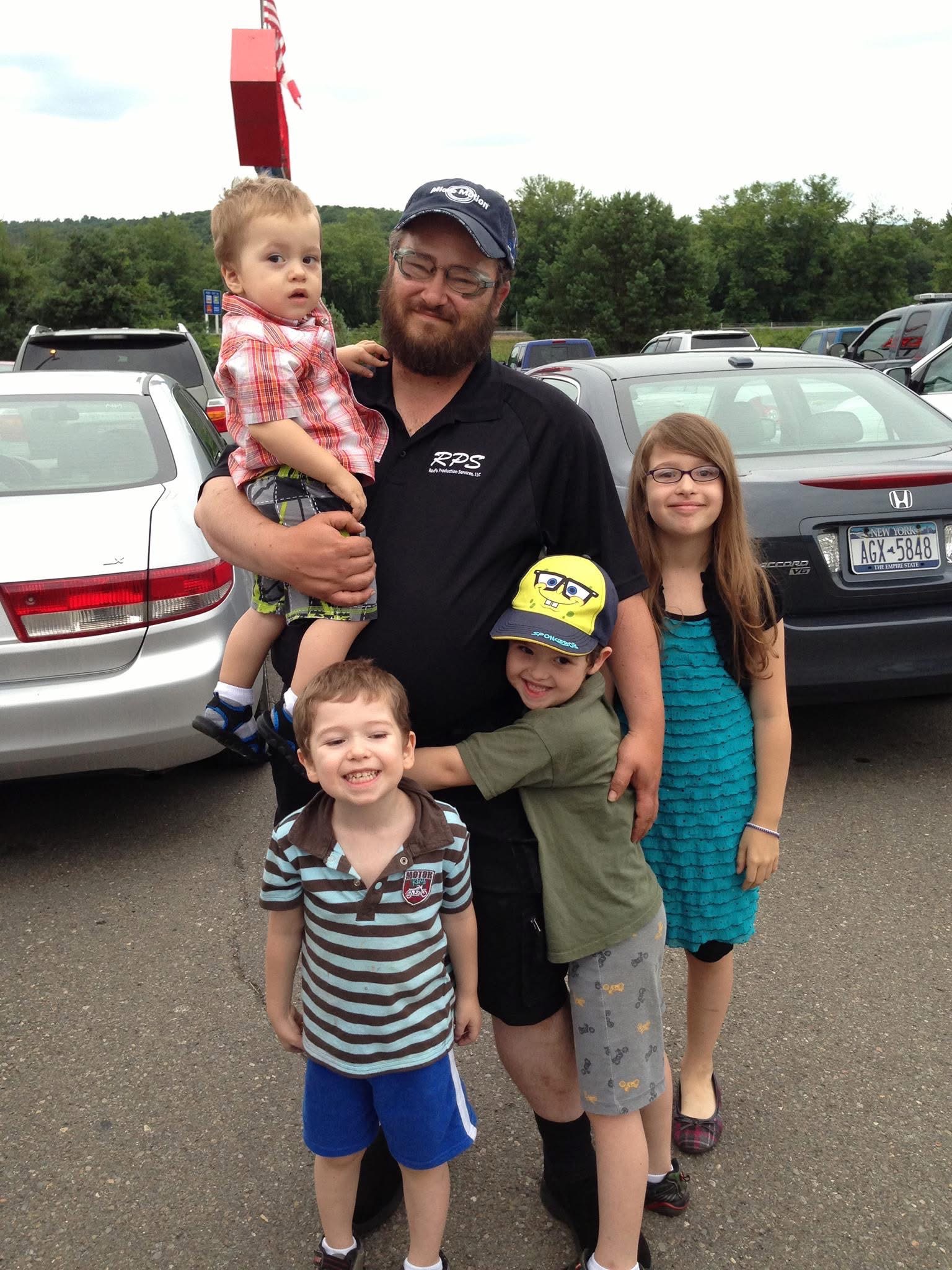Our Family is struggling, Husband Suddenly Passed Away. campaign photo, 2 of 5