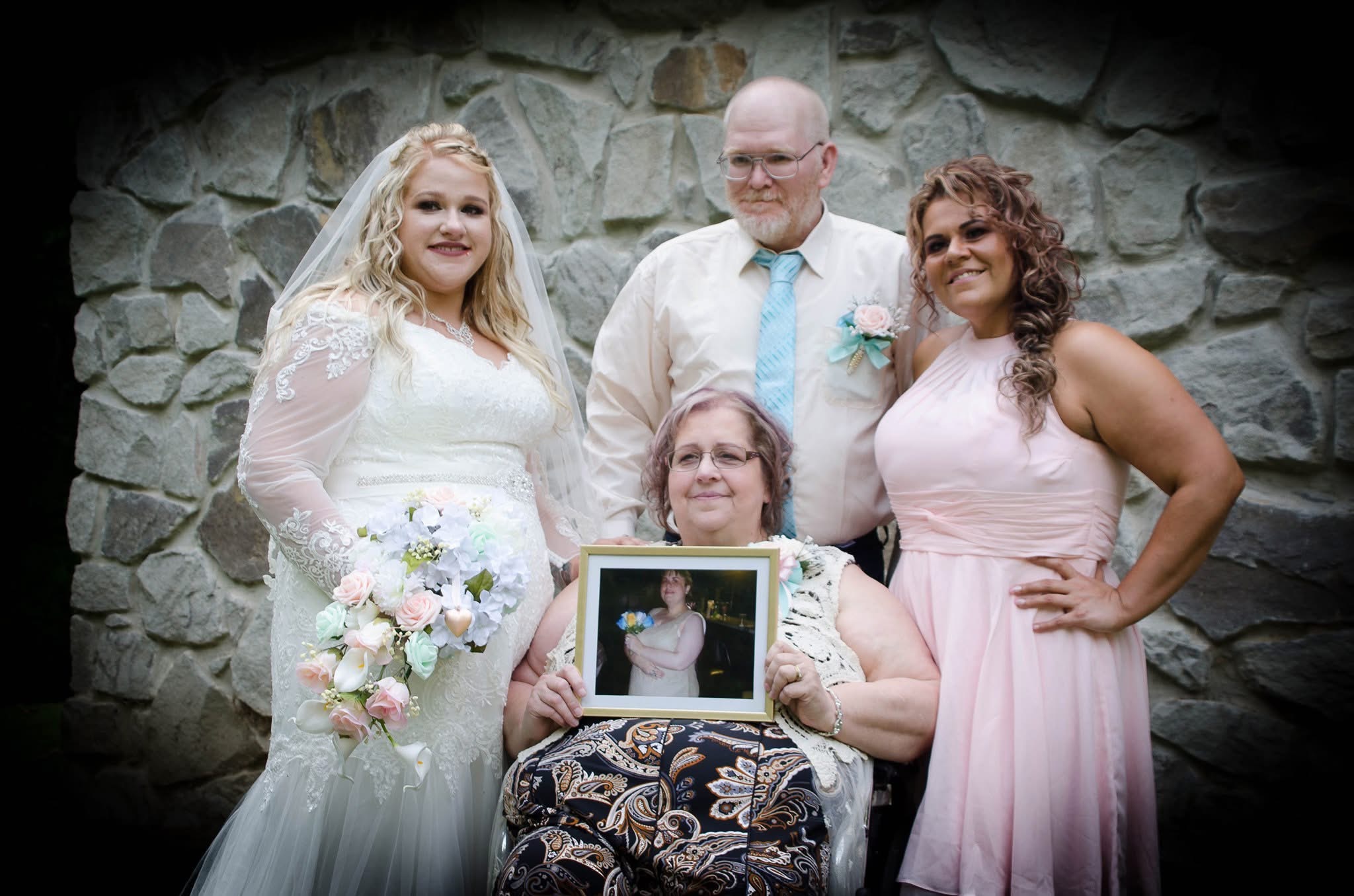 Funeral services for our mommy- Linda Adams campaign photo, 4 of 5