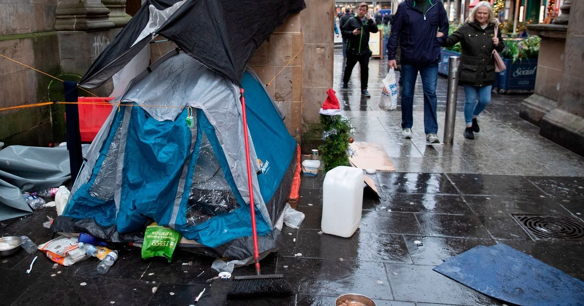Supporting the Homeless in Paisley & Glasgow this Winter campaign photo, 2 of 5