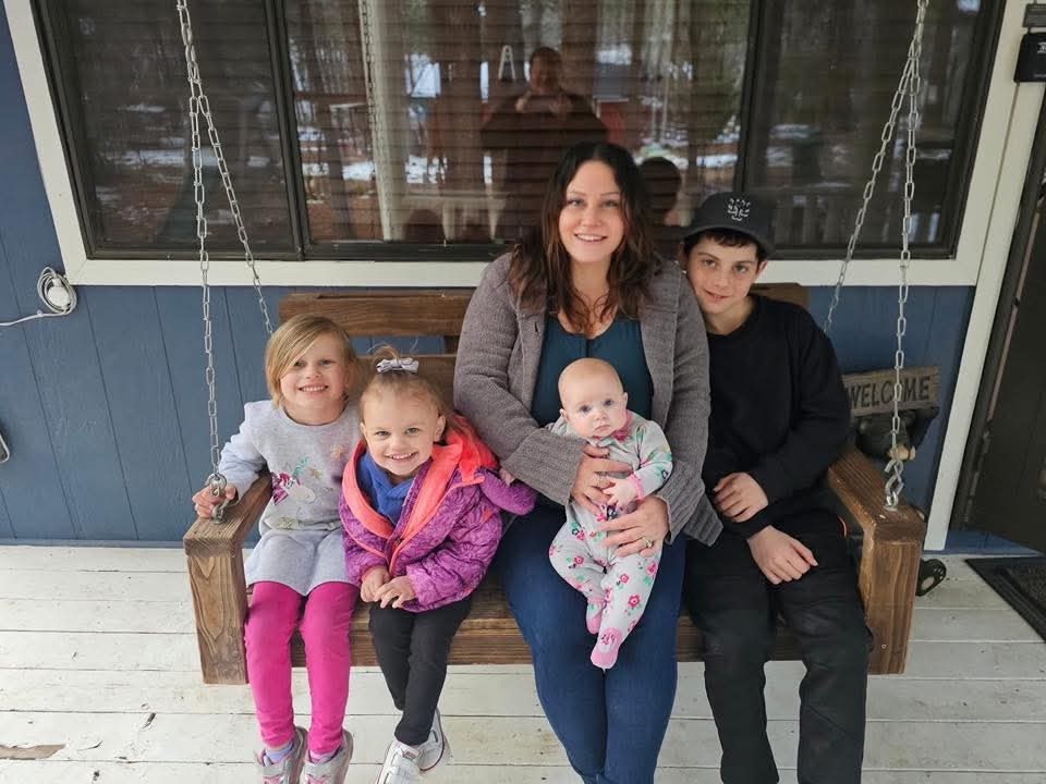 Help Reunite a Mother with Her Children campaign photo, 4 of 5