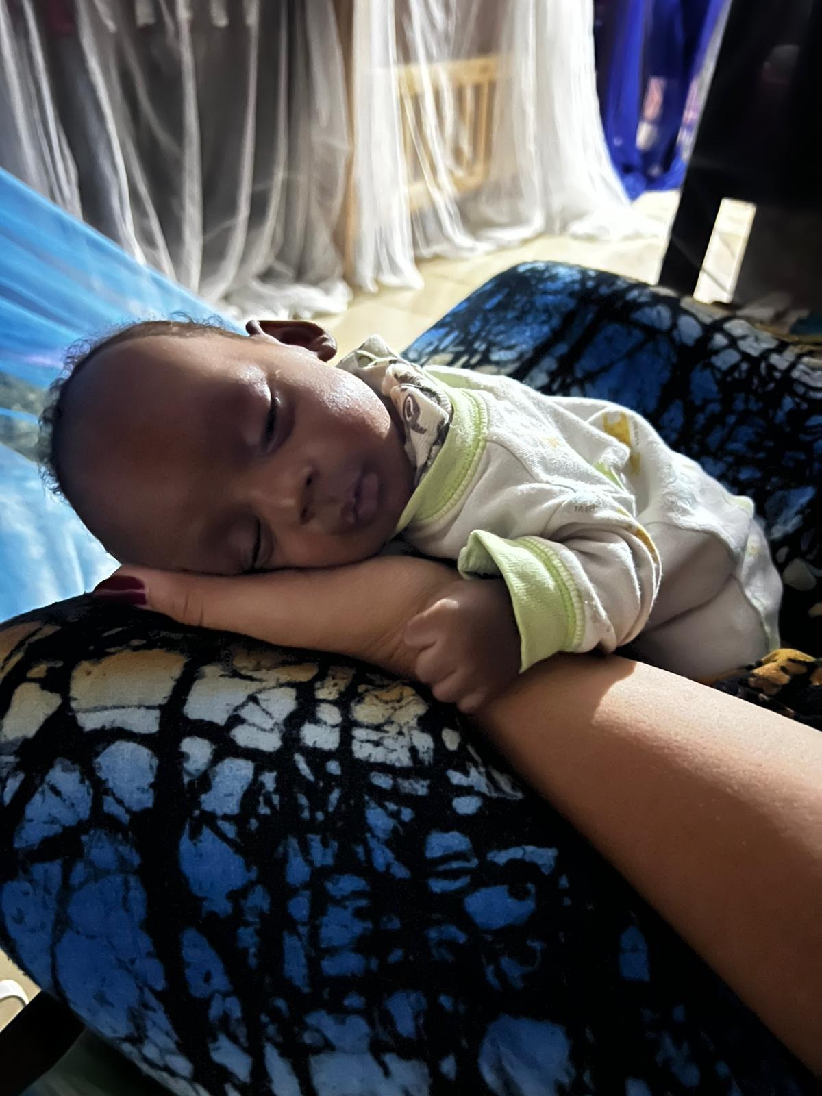 Help ons 10 babys voeden Childfirstbabyhome campaign photo, 2 of 8