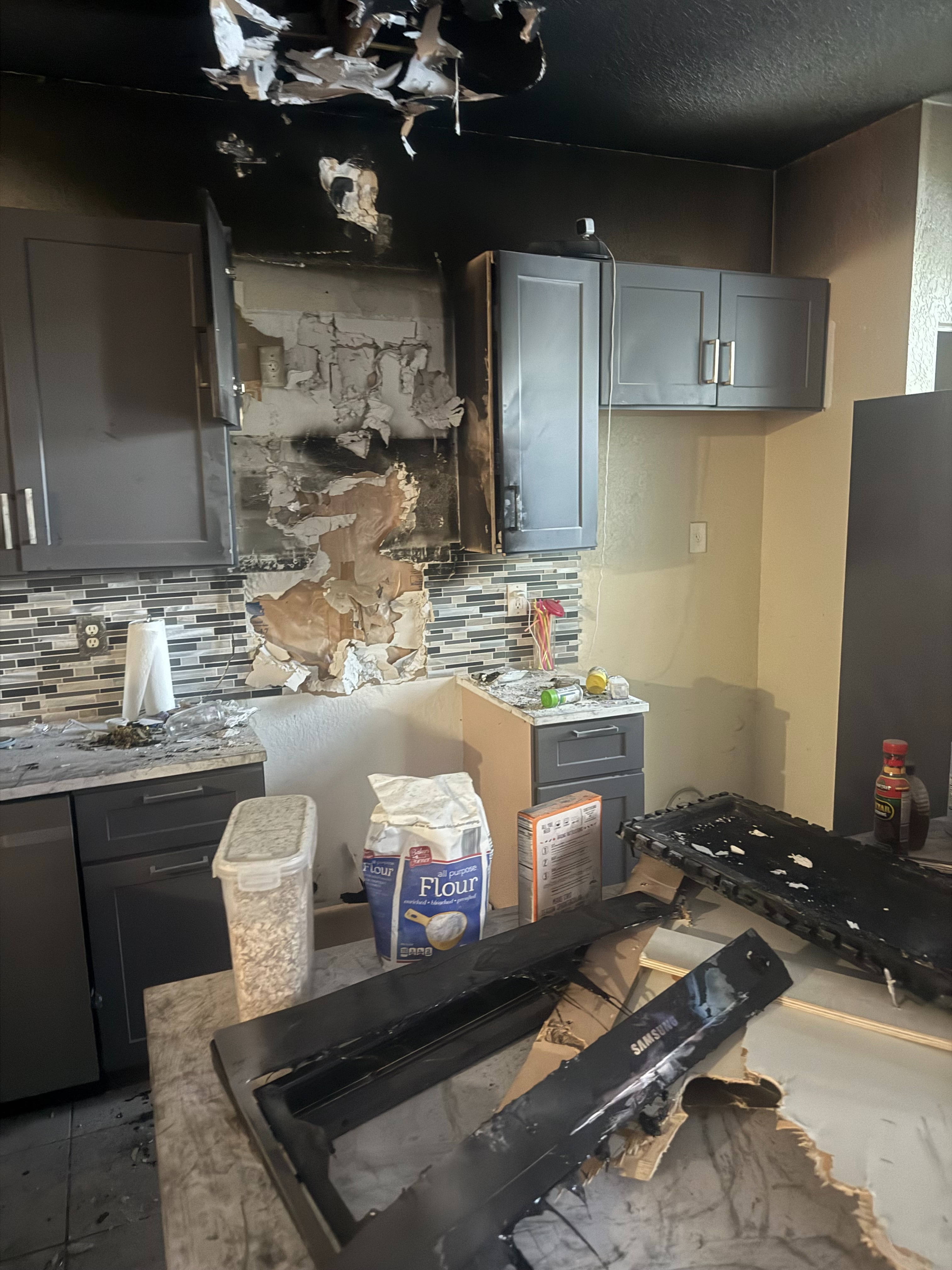 Support Dri's Family: Recovering from Devastating Fire campaign photo, 5 of 6