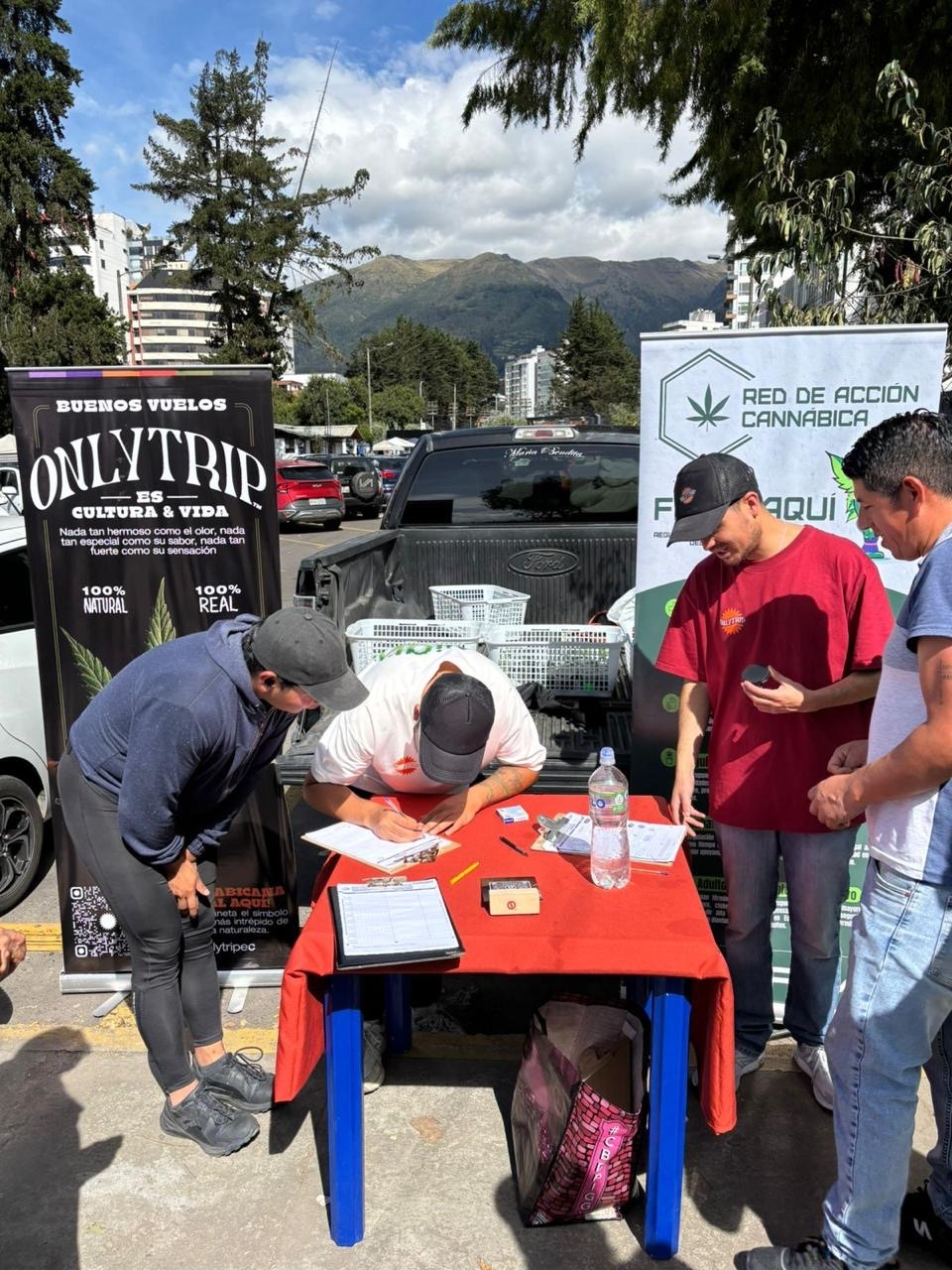 Support REDCANN's Fight for Cannabis Reform in Ecuador campaign photo, 4 of 8