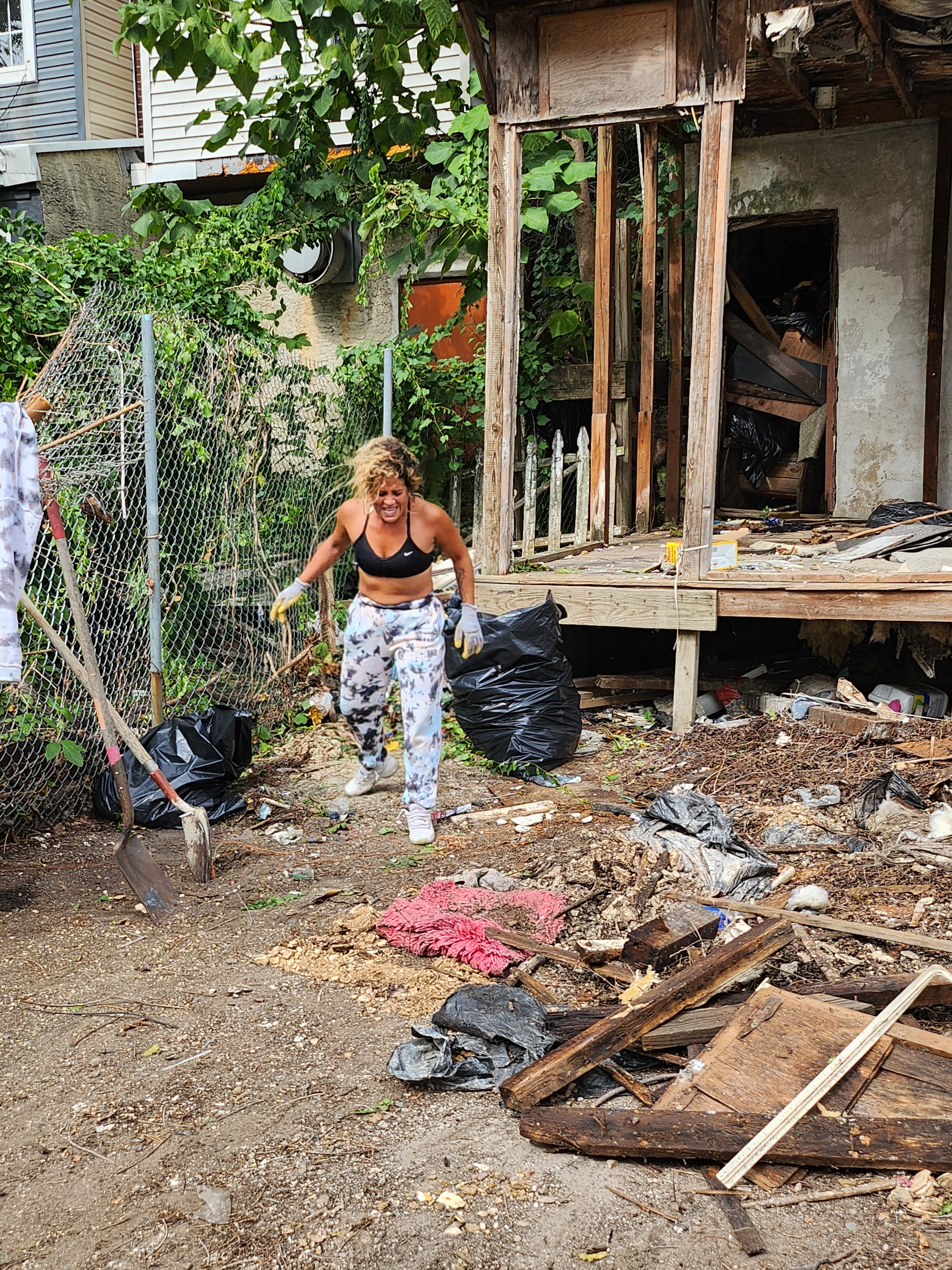 Rebuild Lindsey's Home: A Family Legacy campaign photo, 4 of 5