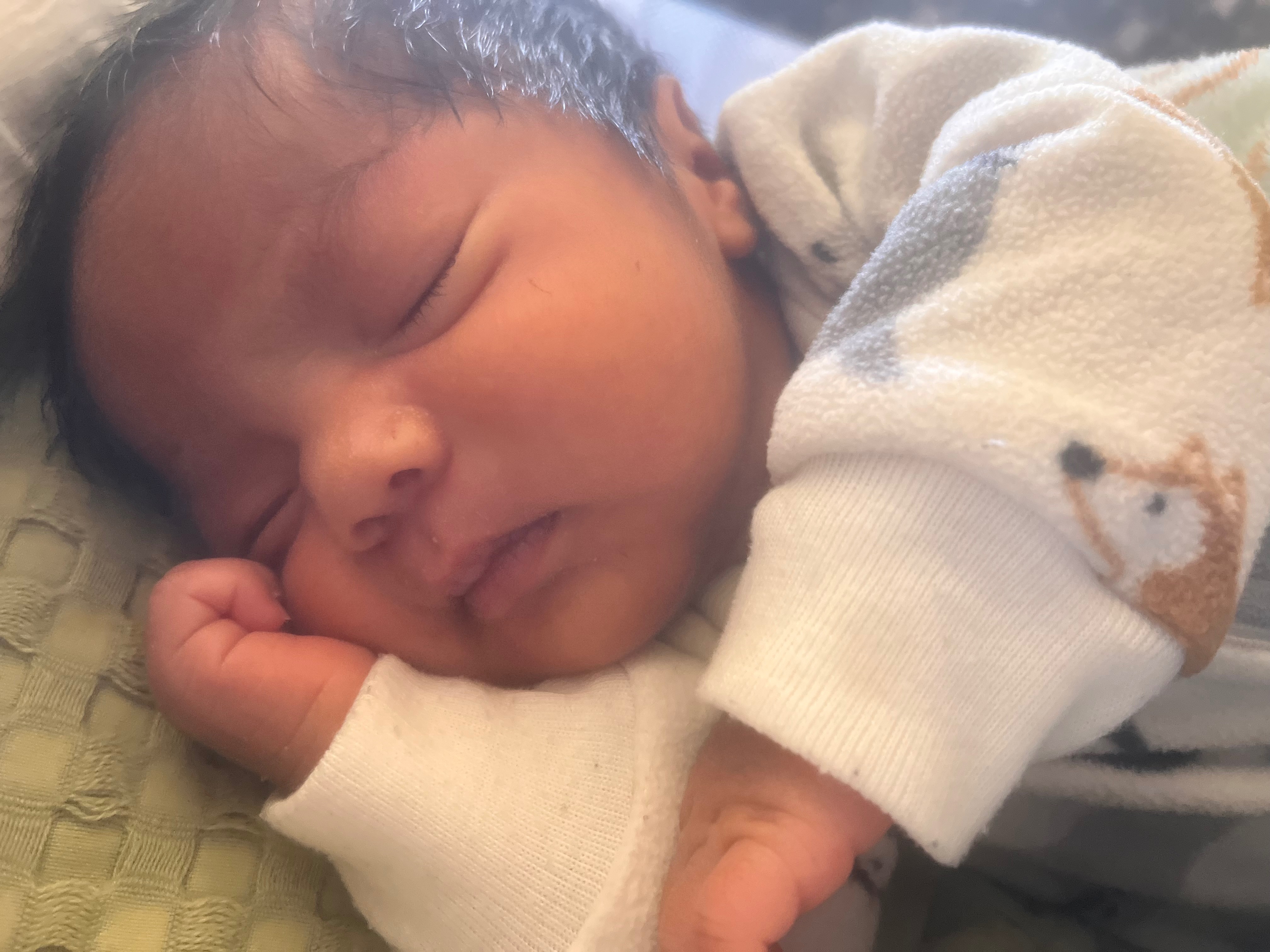 Support Jarvisha and her newborn baby in time of need. campaign photo, 4 of 6