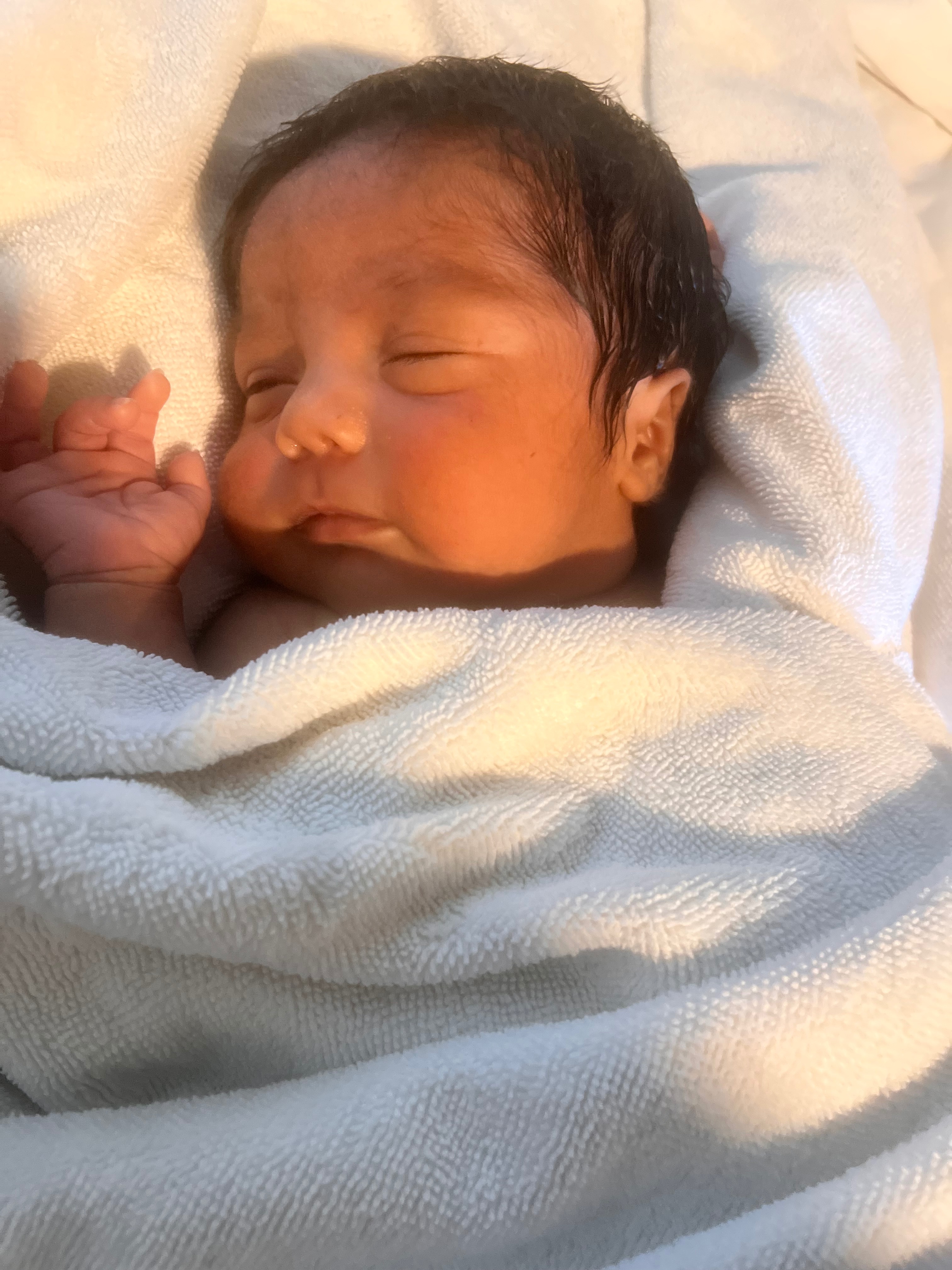 Support Jarvisha and her newborn baby in time of need. campaign photo, 2 of 6