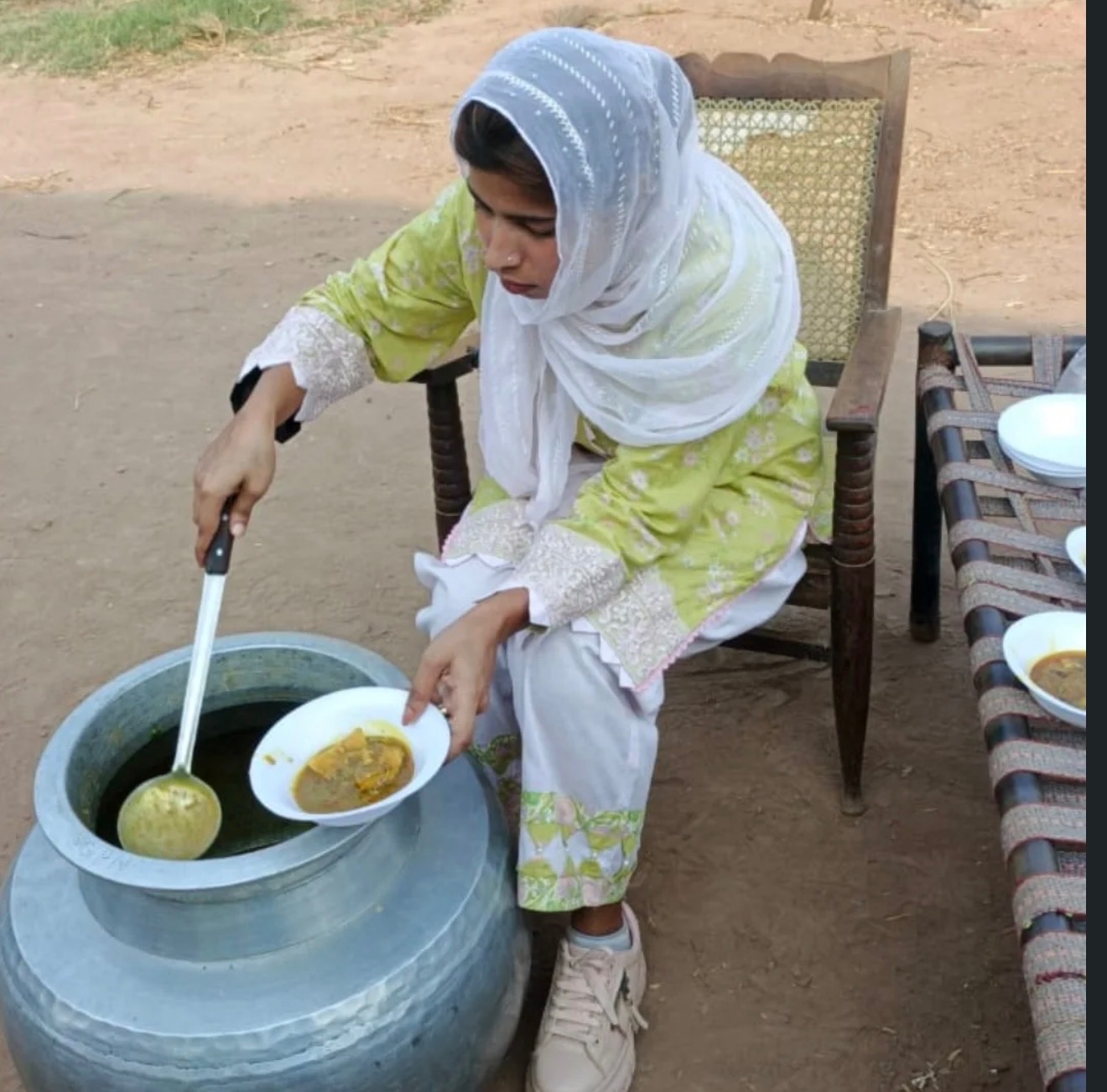 Support Rida Akbar's Mission to Feed Children campaign photo, 6 of 8