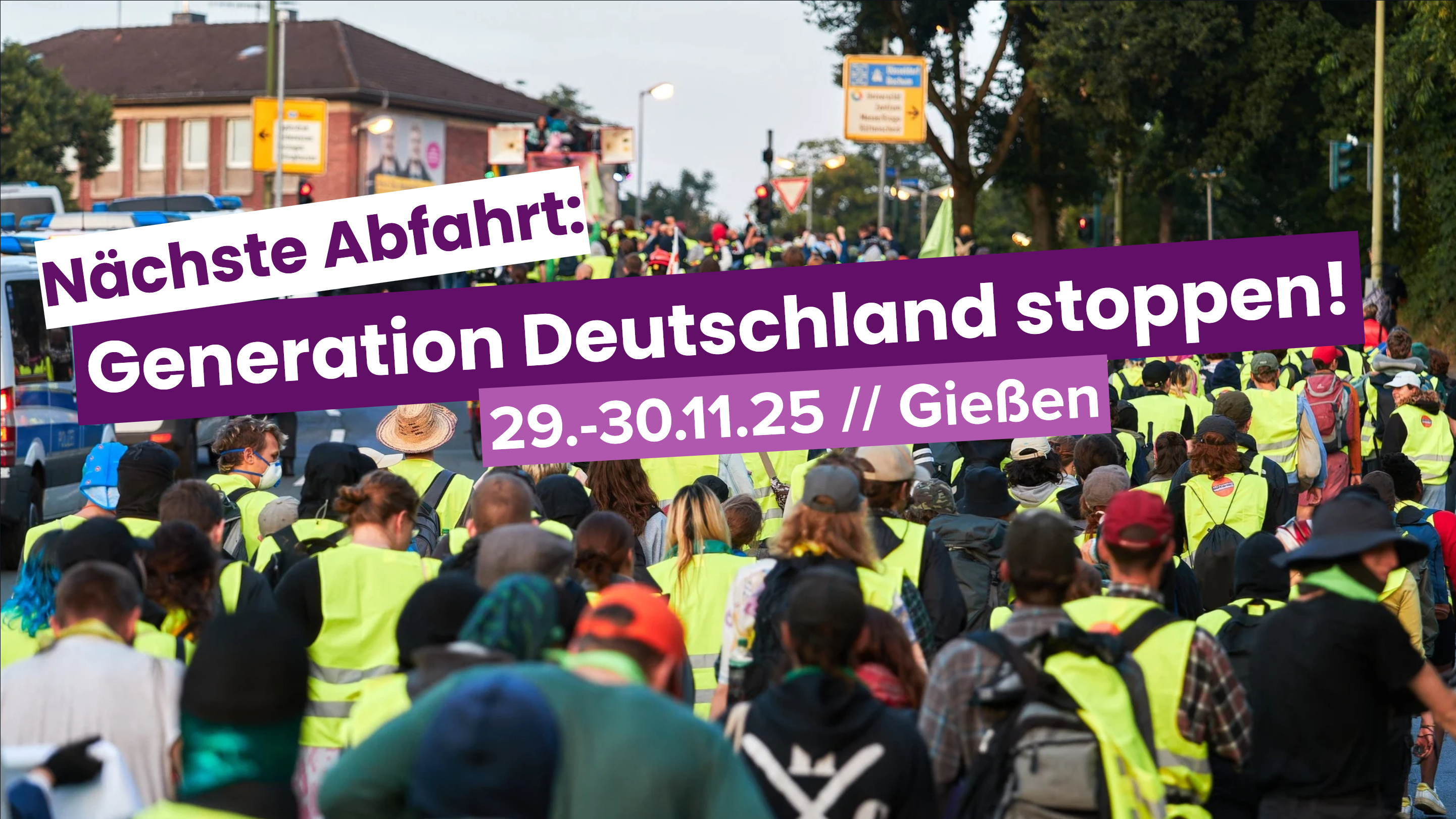 Berliner Anfahrt zur Demo gegen die Gründung der AfD-Jugend campaign photo, 4 of 5