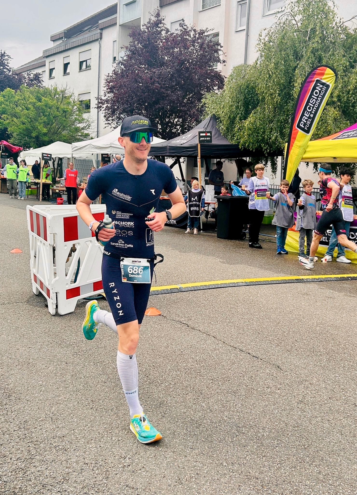 Teilnahme an der Triathlon Weltmeisterschaft 2027 in Hamburg campaign photo, 2 of 6