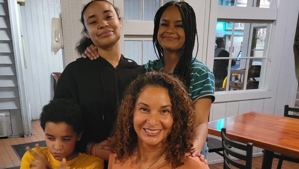 Donate to Ease Lisandra's Medical Burden photo