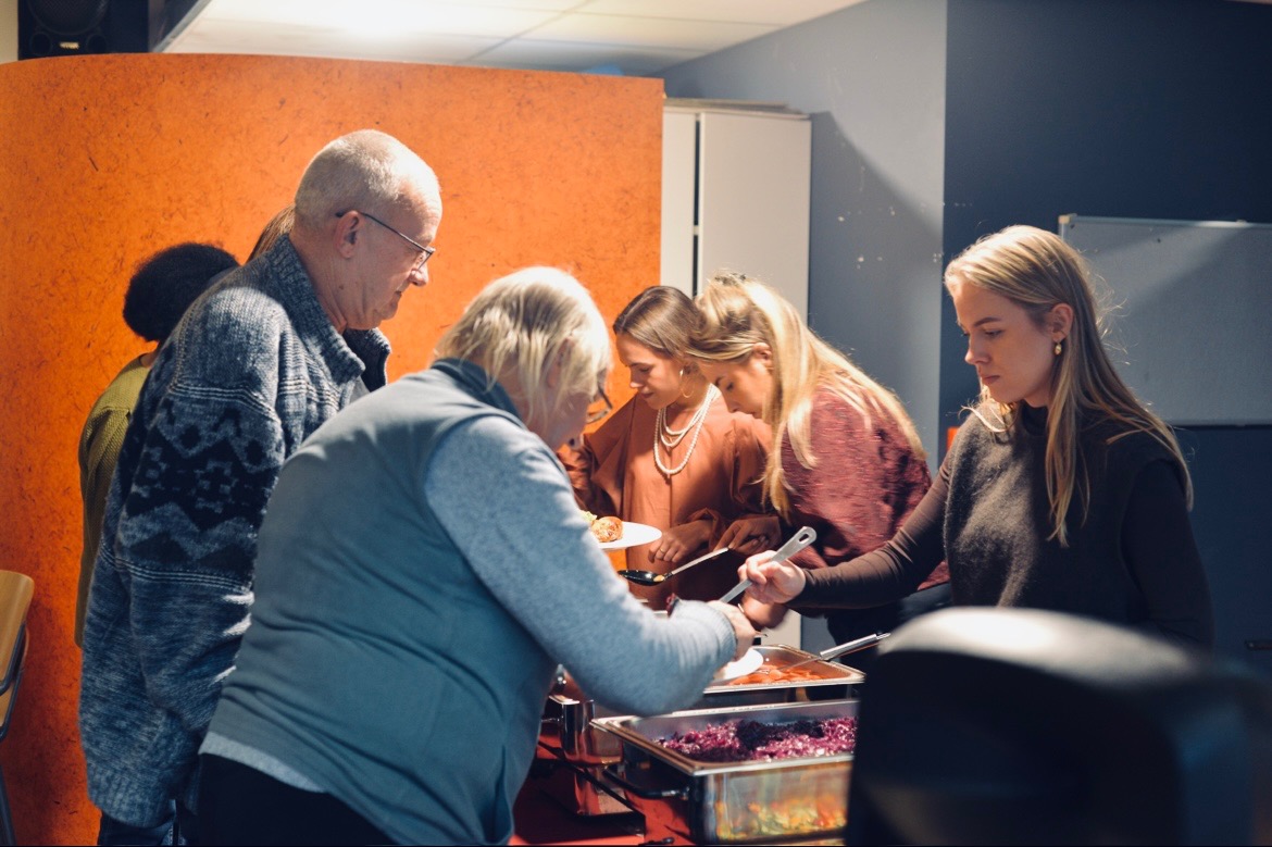 Voor iedereen een fijne kerst campaign photo, 6 of 7