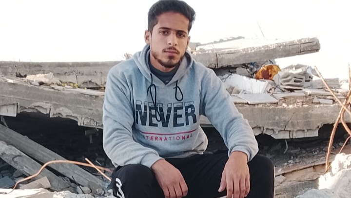 Help Karam and His Family with Food, Medicine and Rent photo