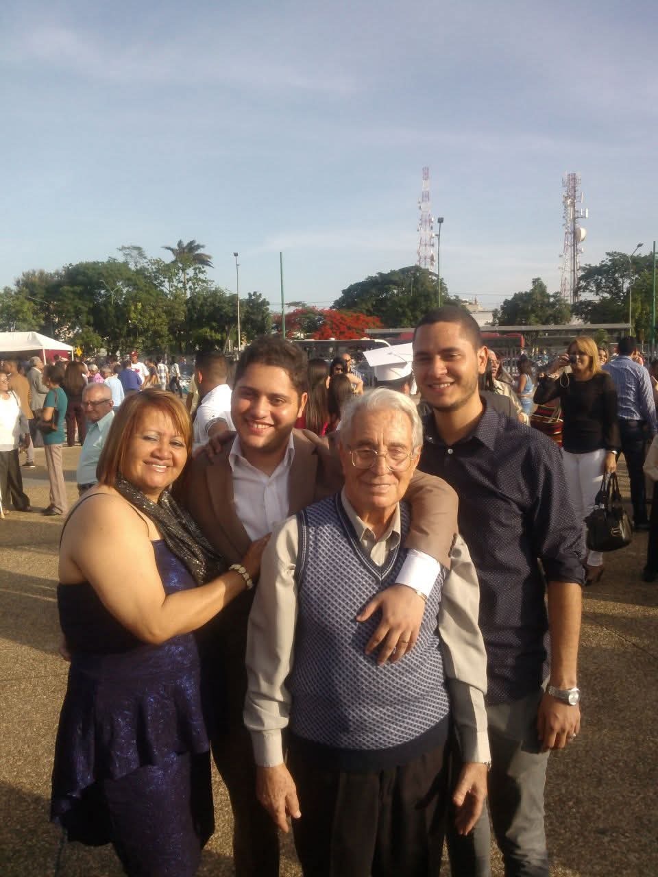 Ayuda a Gorgio a superar una cirugía urgente a su 92 años. campaign photo, 5 of 7