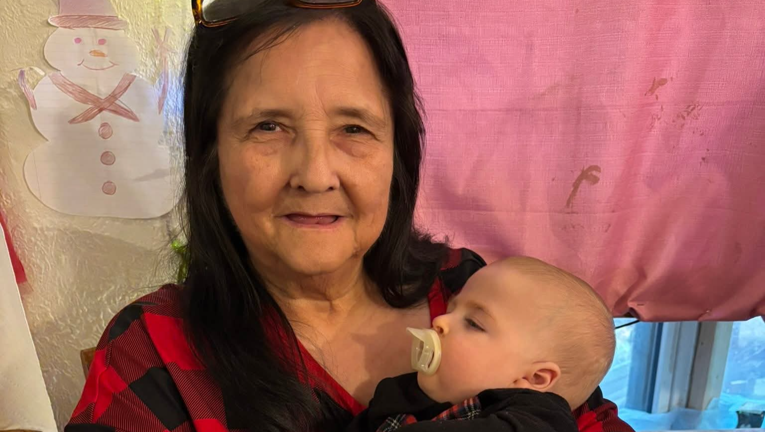 HELP bring my momma ashes home please. cremation photo