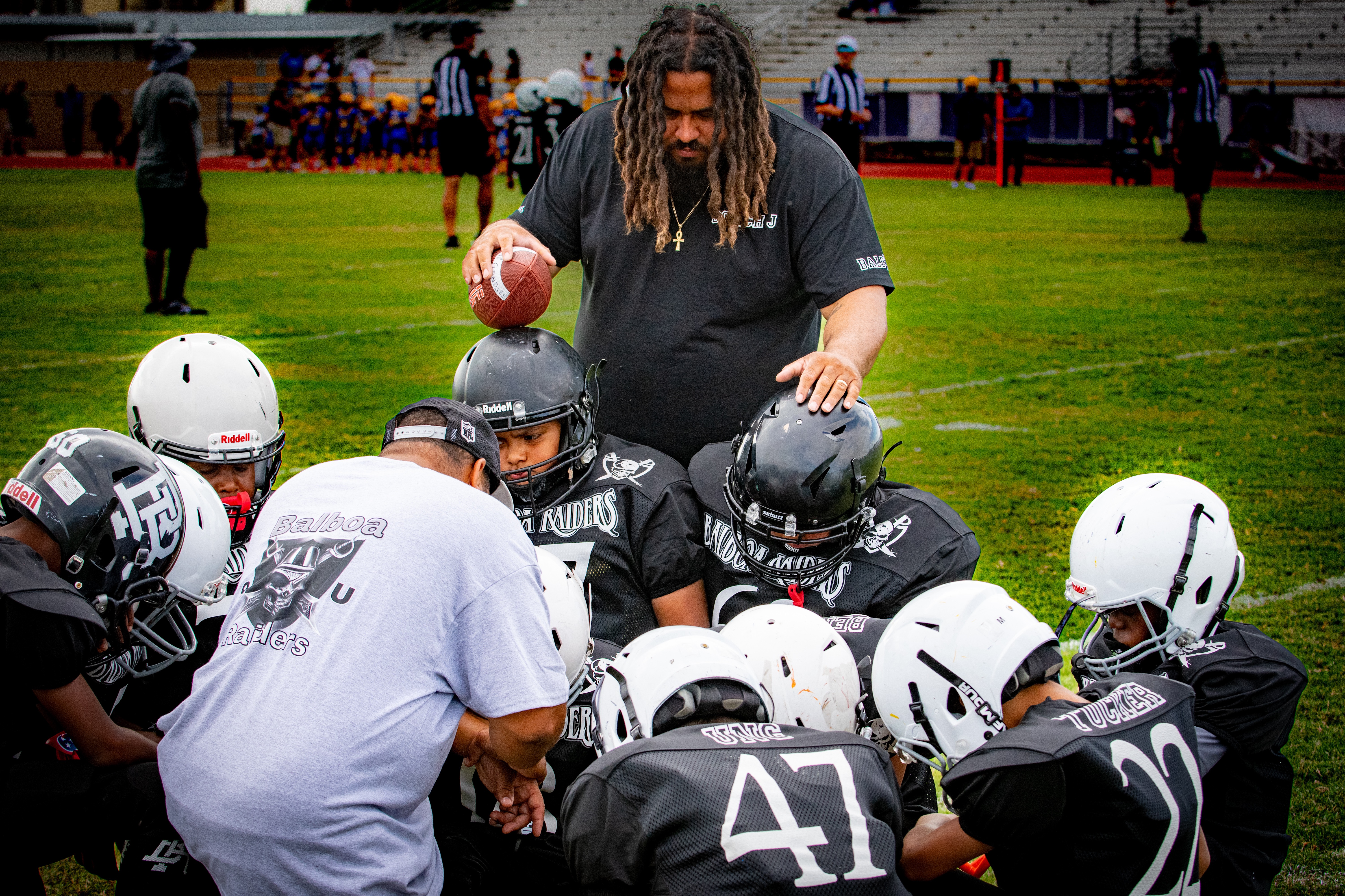 Support Kaleb Benjamin and the Balboa Raiders football team. campaign photo, 4 of 7