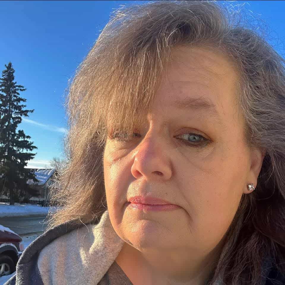 Susan Smyth, needs Everything! It's Christmas Please help!! campaign photo, 2 of 8