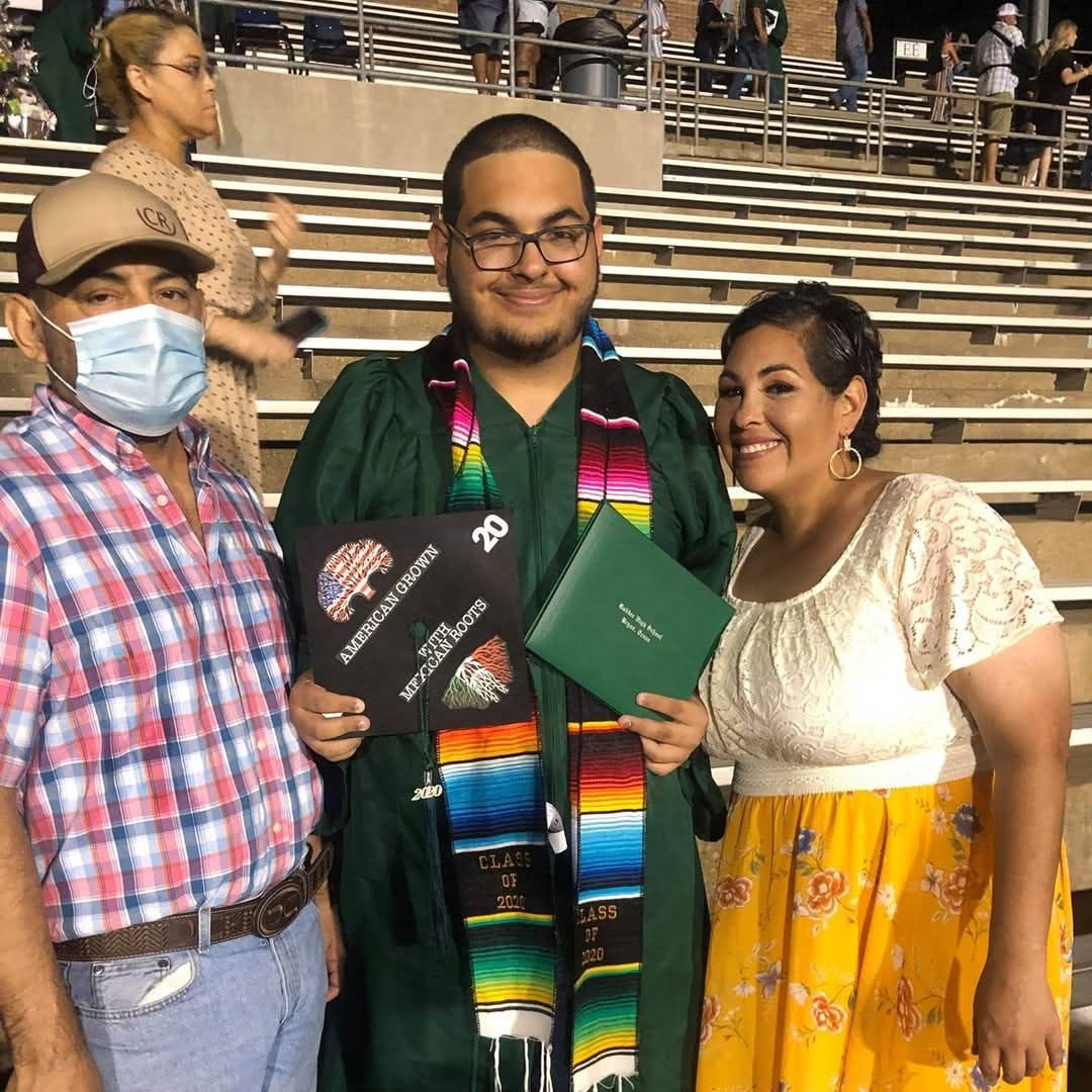 Help the Reyes Family Battle Kidney Failure campaign photo, 2 of 8