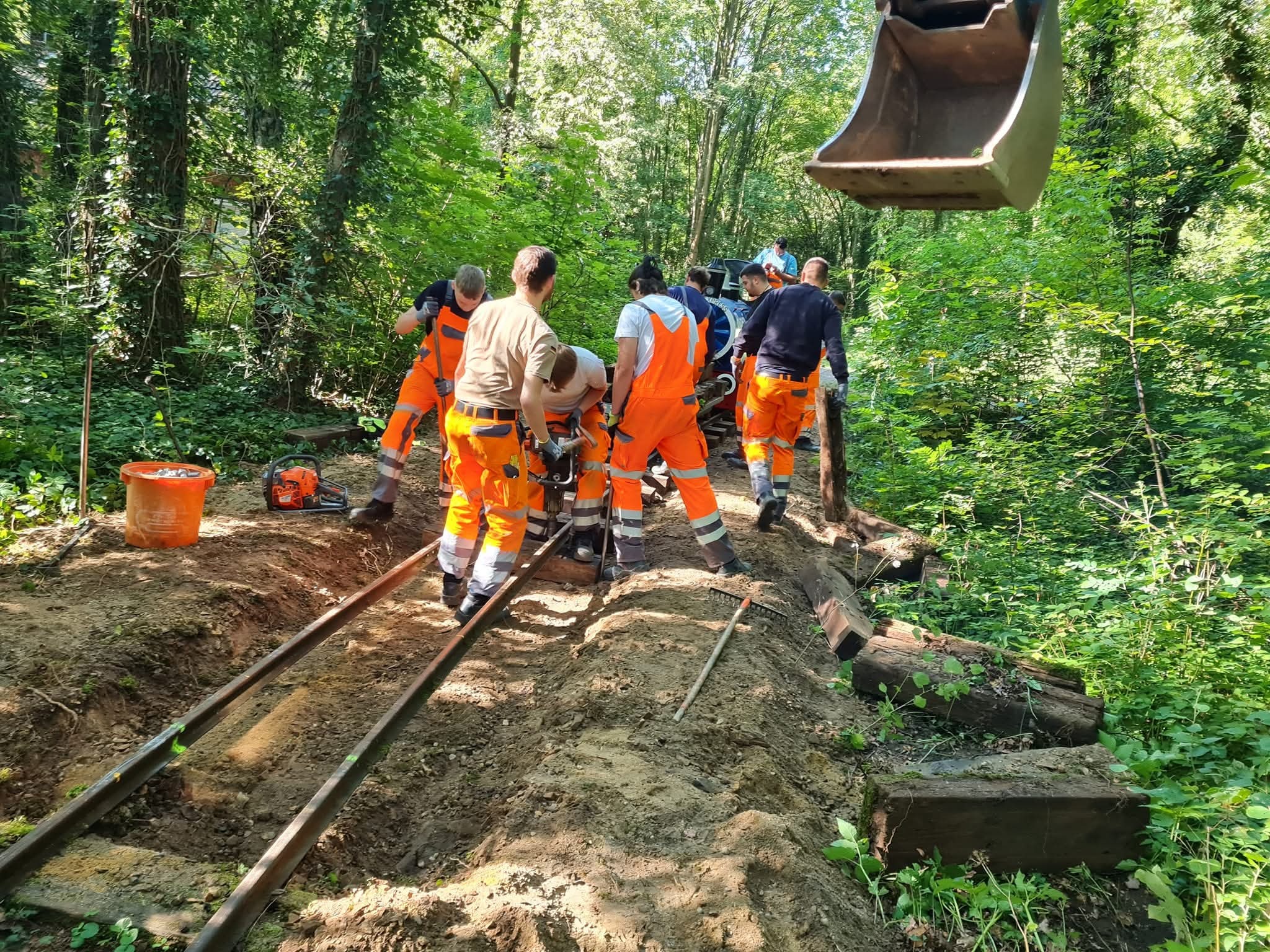 Parkbahn zurück in die Zukunft - Wir schaffen die Grundlage! campaign photo, 6 of 7