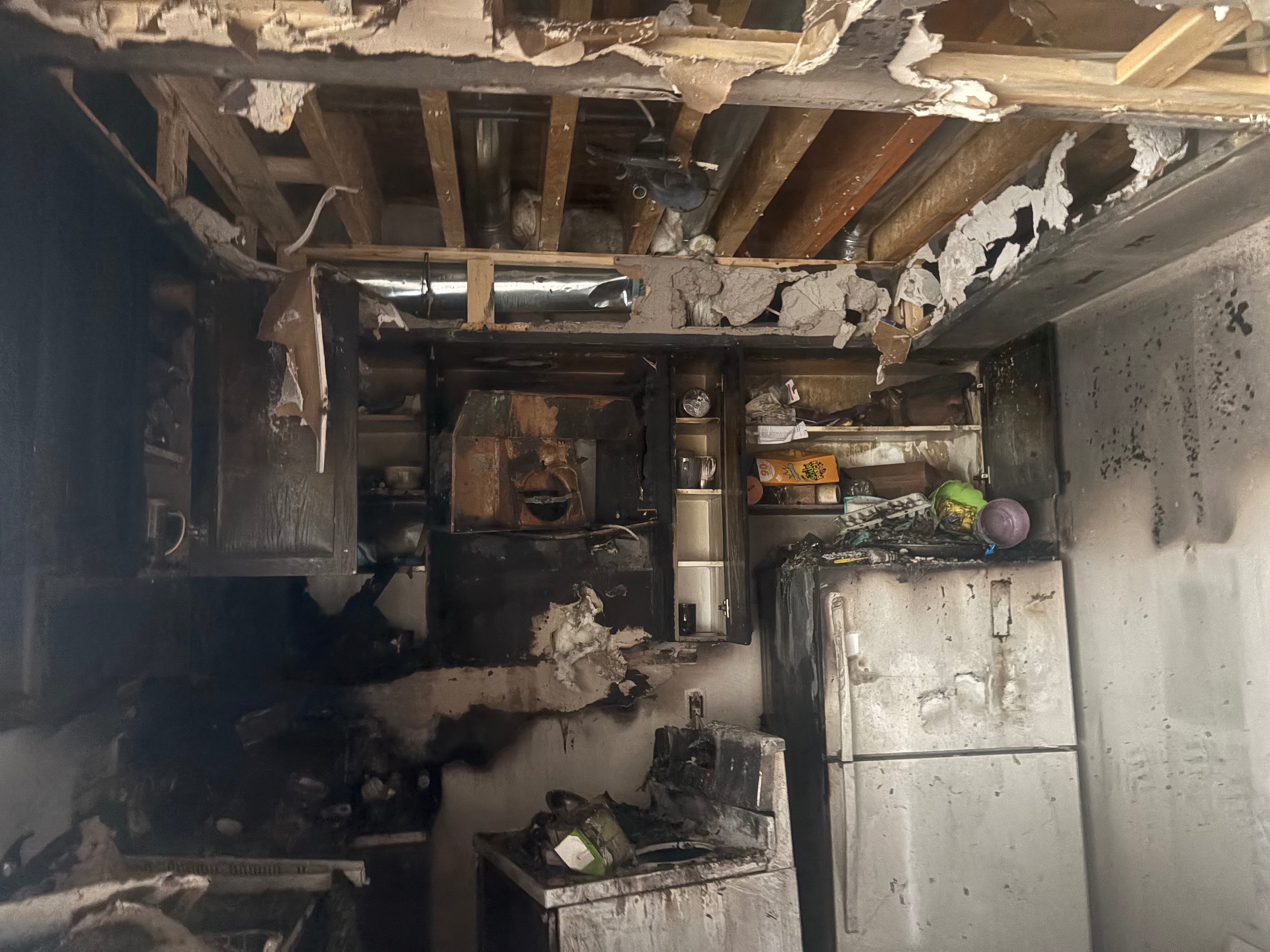 Please help my sister and kids rebuild after the fire campaign photo, 5 of 7