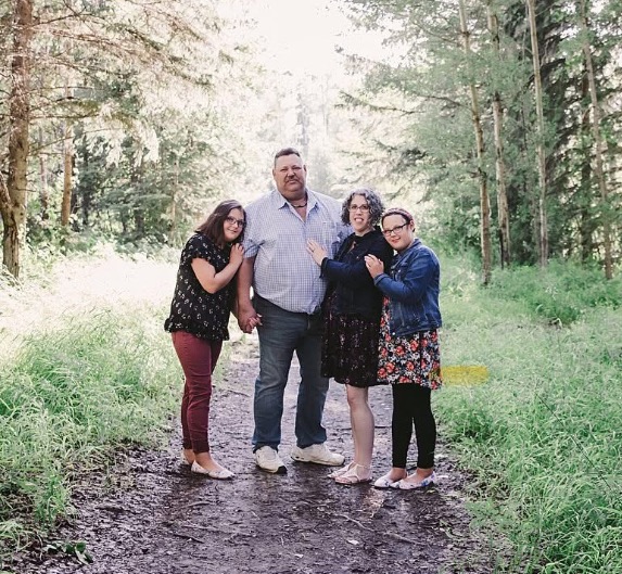Kyle Krogsgaard & Family campaign photo, 2 of 4