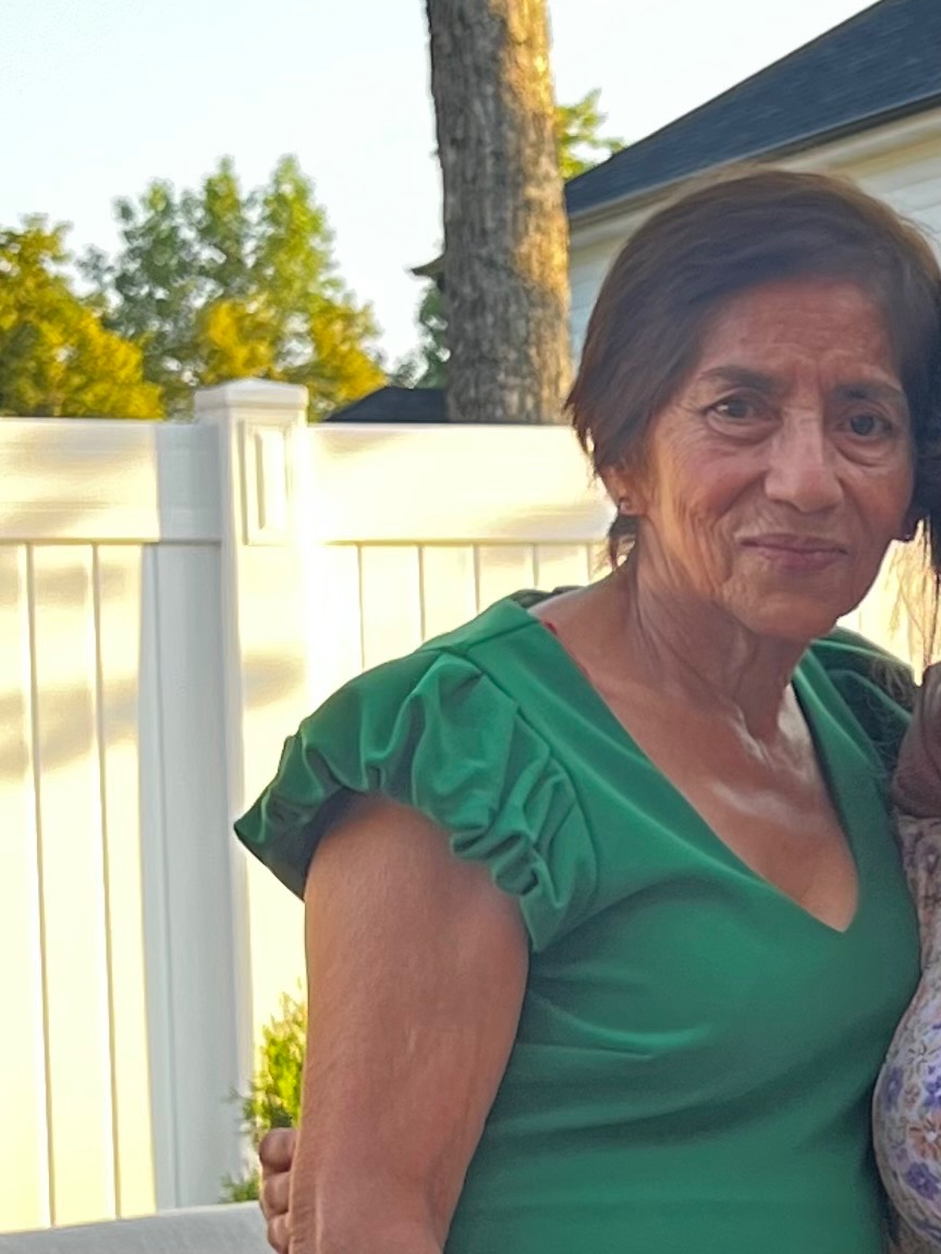Support for Estela Montiel's Funeral Costs campaign photo, 2 of 4