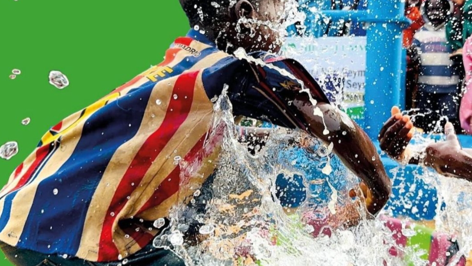 20 Wasserbrunnen für Uganda photo