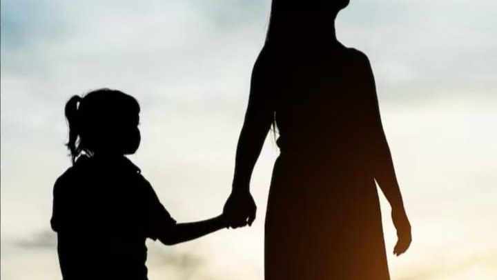 AIUTO URGENTE PER UNA MAMMA photo