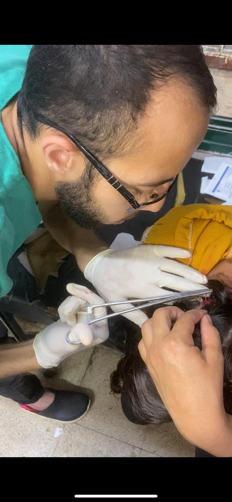 Foto de la recaudación de fondos Help Dr. Jehad save lives and survive with his family, 7 de 8