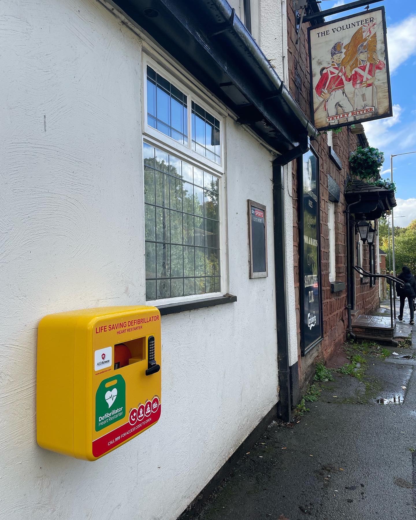 Defibrillator Battery Replacement campaign photo, 2 of 7