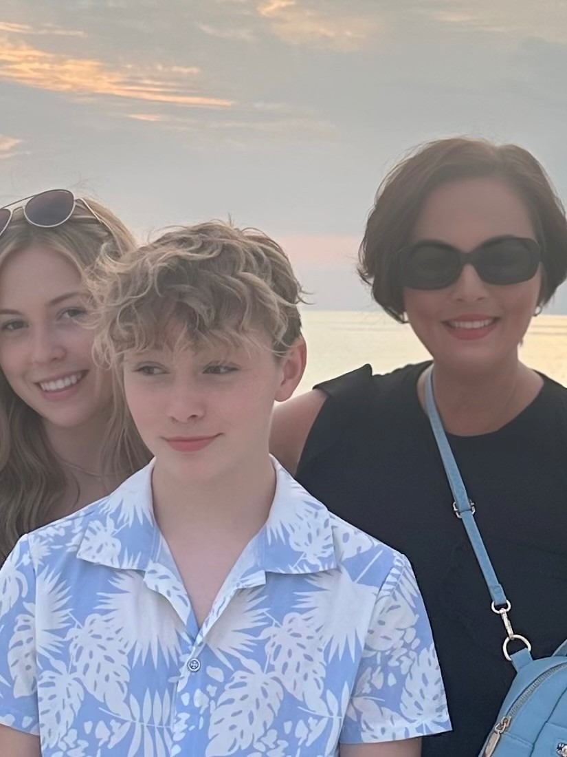 Help Lori Gill and Her Children Through Crisis campaign photo, 2 of 4