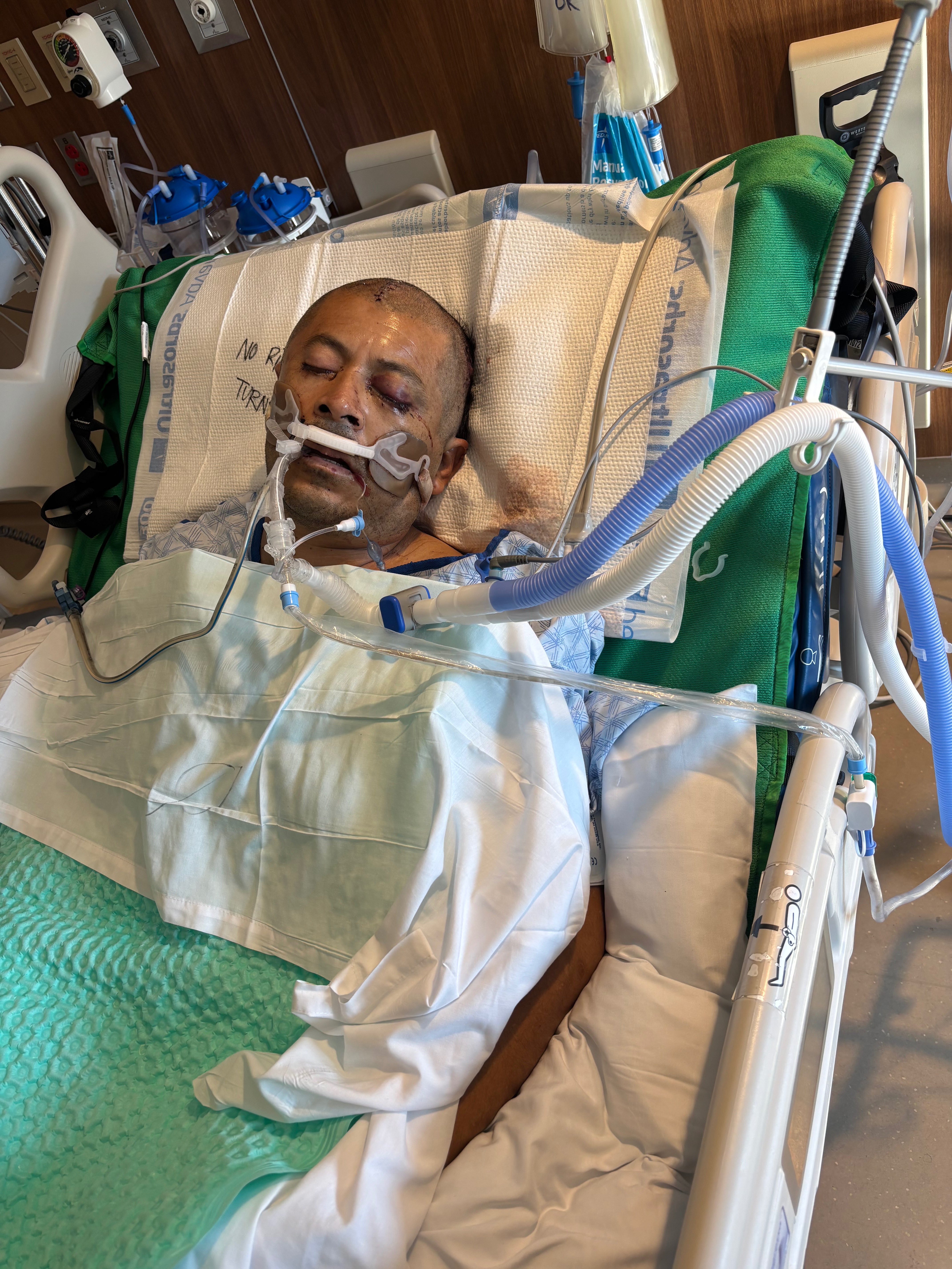 Help Family in Crisis: ICU Life Support campaign photo, 2 of 4