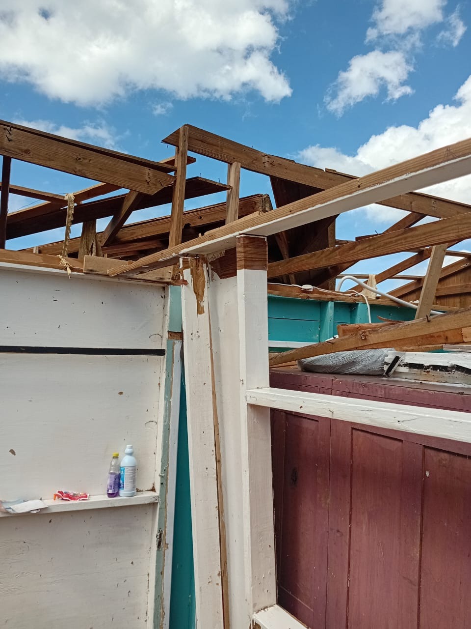 Support Julian Clarke's family in Hurricane Recovery campaign photo, 5 of 6