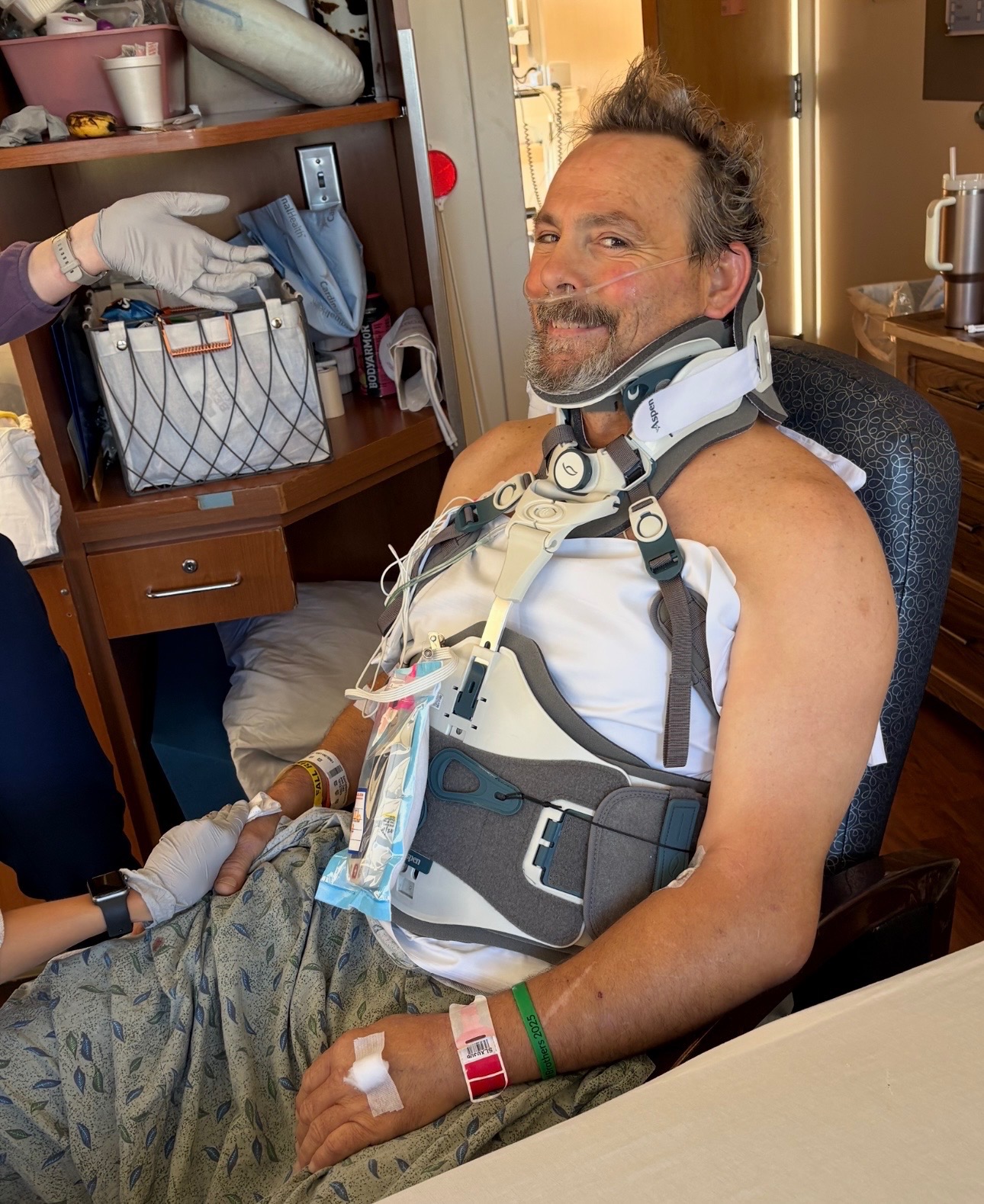 Donate to Tracy's Long-Term Care and Recovery campaign photo, 2 of 4