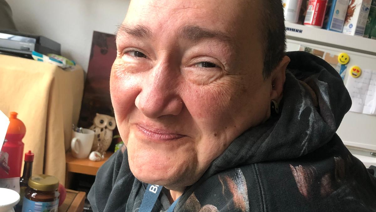 Umzugshilfe für ältere Menschen mit Einschränkungen pinned link photo