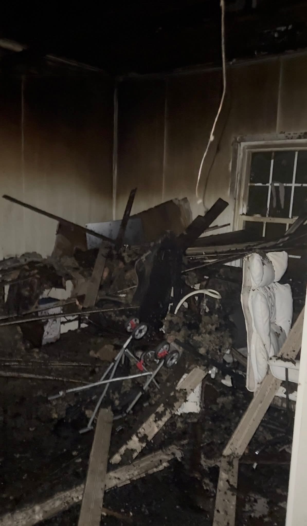 Support for Grayson, Brittany, and Baby Lakelynn After Fire campaign photo, 2 of 7