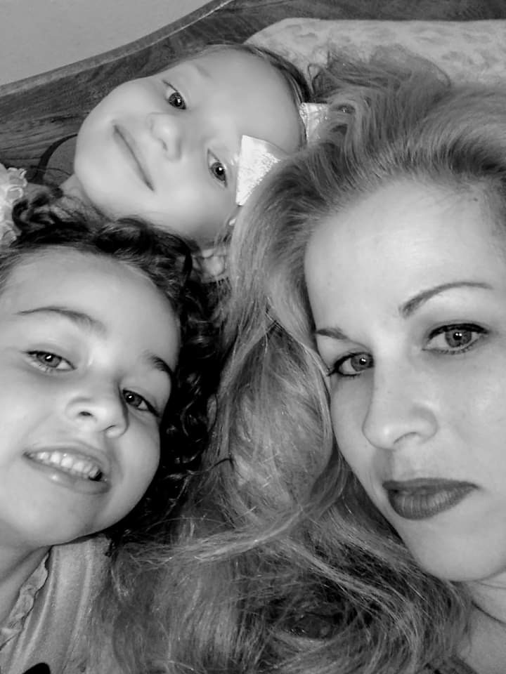 Help Jessica Win Fight for Her Daughters campaign photo, 6 of 7