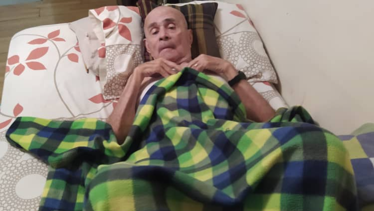 Ayuda urgente: operación de cadera para mi papá en Venezuela