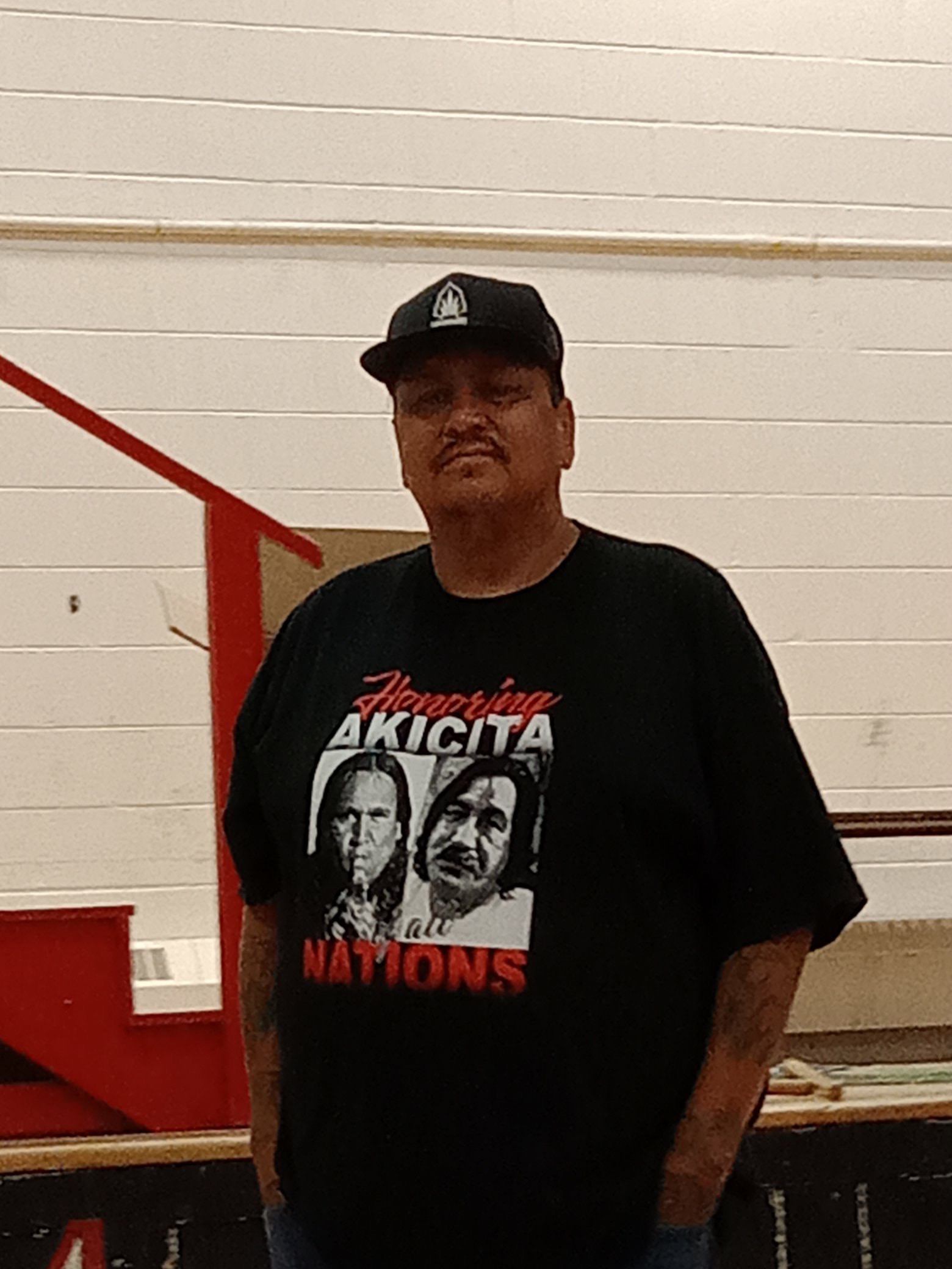 Help Victorio in his fight to recover campaign photo, 4 of 8
